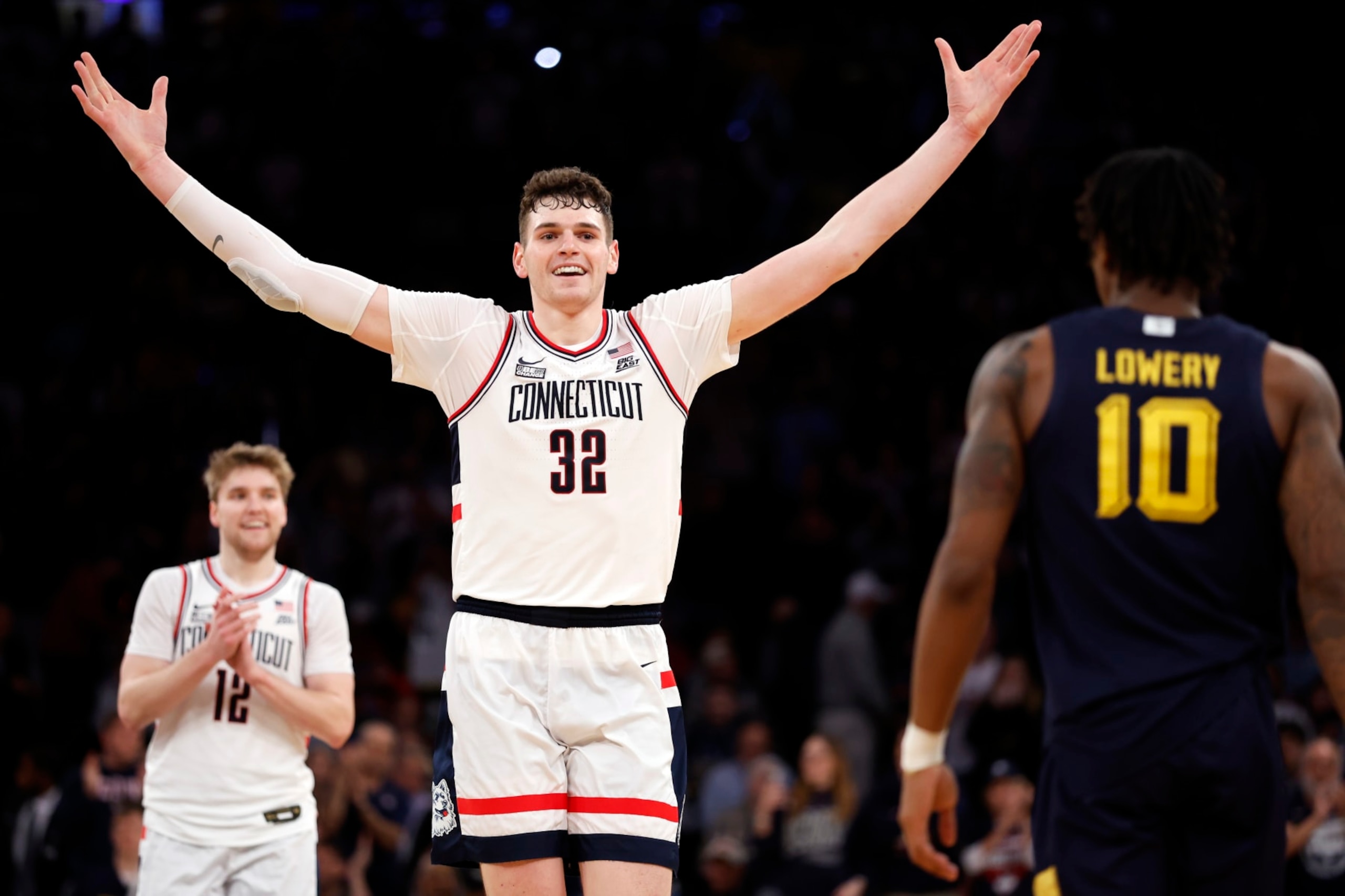 Connecticut's Donovan Clingan