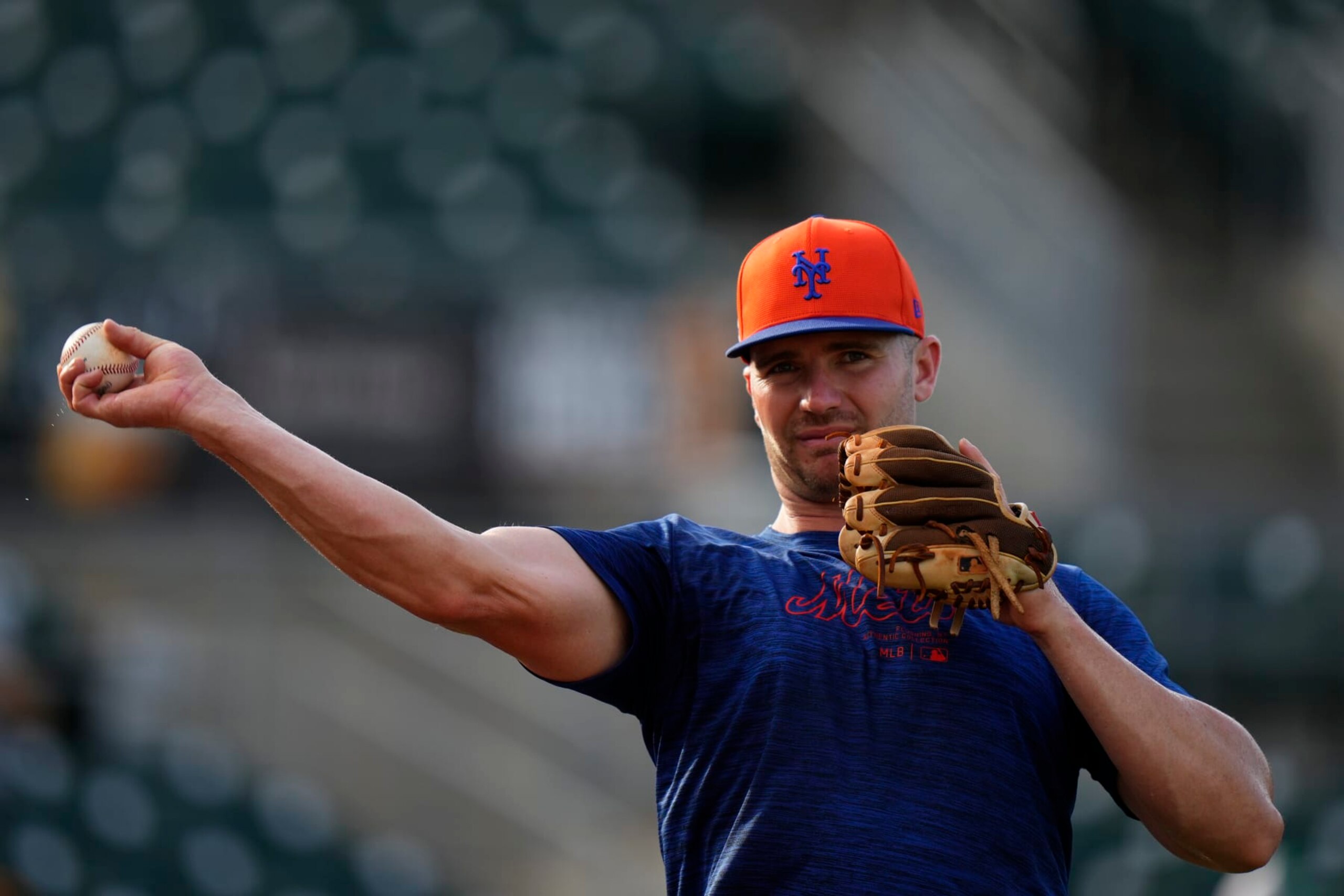 JUPITER, FLORIDA - MARCH 08: Pete Alonso #20 of the New York Mets warms up prior to a spring training game against the Miami Marlins at Roger Dean Stadium on March 08, 2024 in Jupiter, Florida. (Photo by Rich Storry/Getty Images) JUPITER, FLORIDA - MARCH 08: Pete Alonso #20 of the New York Mets warms up prior to a spring training game against the Miami Marlins at Roger Dean Stadium on March 08, 2024 in Jupiter, Florida. (Photo by Rich Storry/Getty Images)