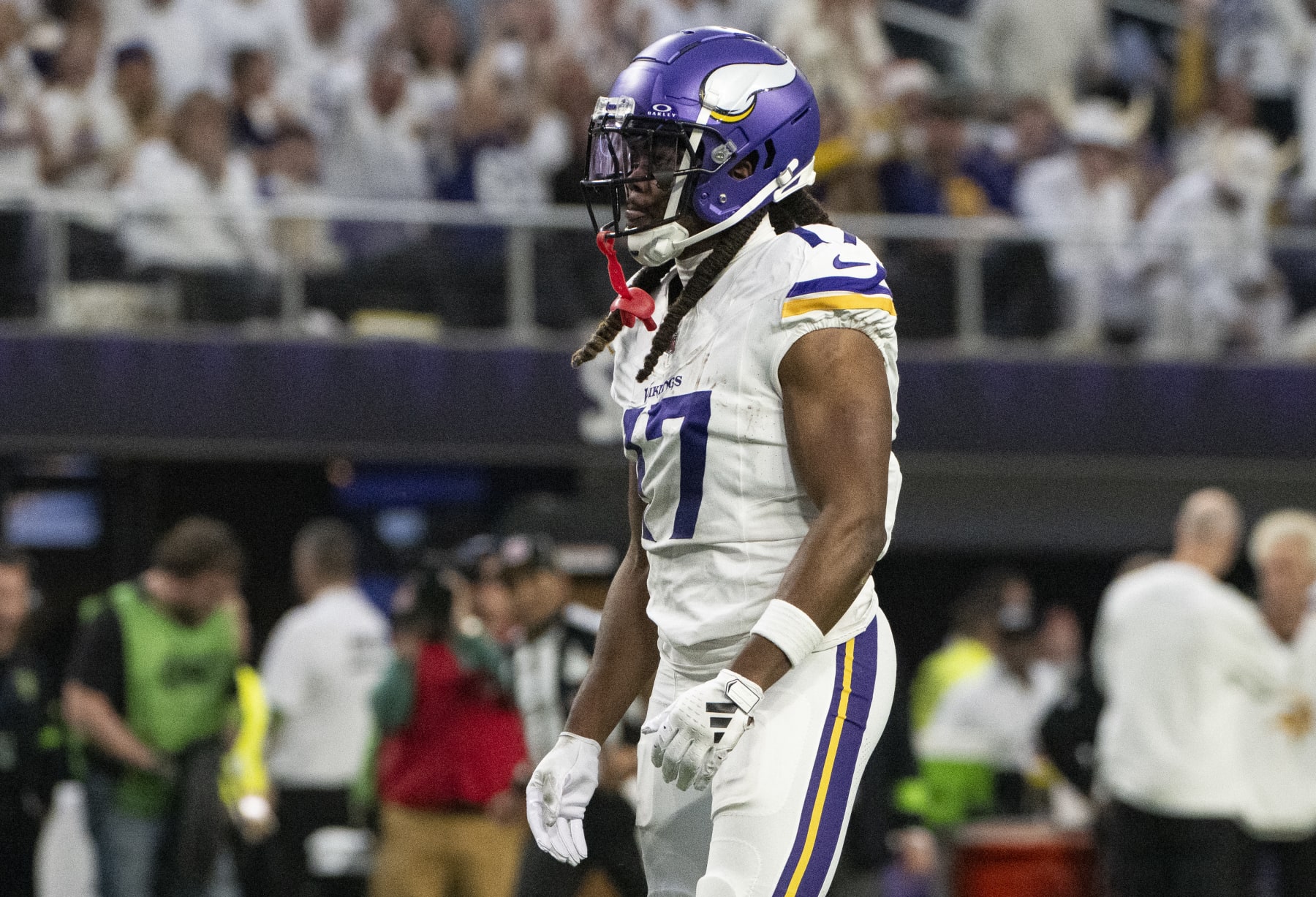 MINNEAPOLIS, MINNESOTA - DECEMBER 24: K.J. Osborn #17 of the Minnesota Vikings reacts after catching the ball in the third quarter of the game against the Detroit Lions at U.S. Bank Stadium on December 24, 2023 in Minneapolis, Minnesota. (Photo by Stephen Maturen/Getty Images) MINNEAPOLIS, MINNESOTA - DECEMBER 24: K.J. Osborn #17 of the Minnesota Vikings reacts after catching the ball in the third quarter of the game against the Detroit Lions at U.S. Bank Stadium on December 24, 2023 in Minneapolis, Minnesota. (Photo by Stephen Maturen/Getty Images)