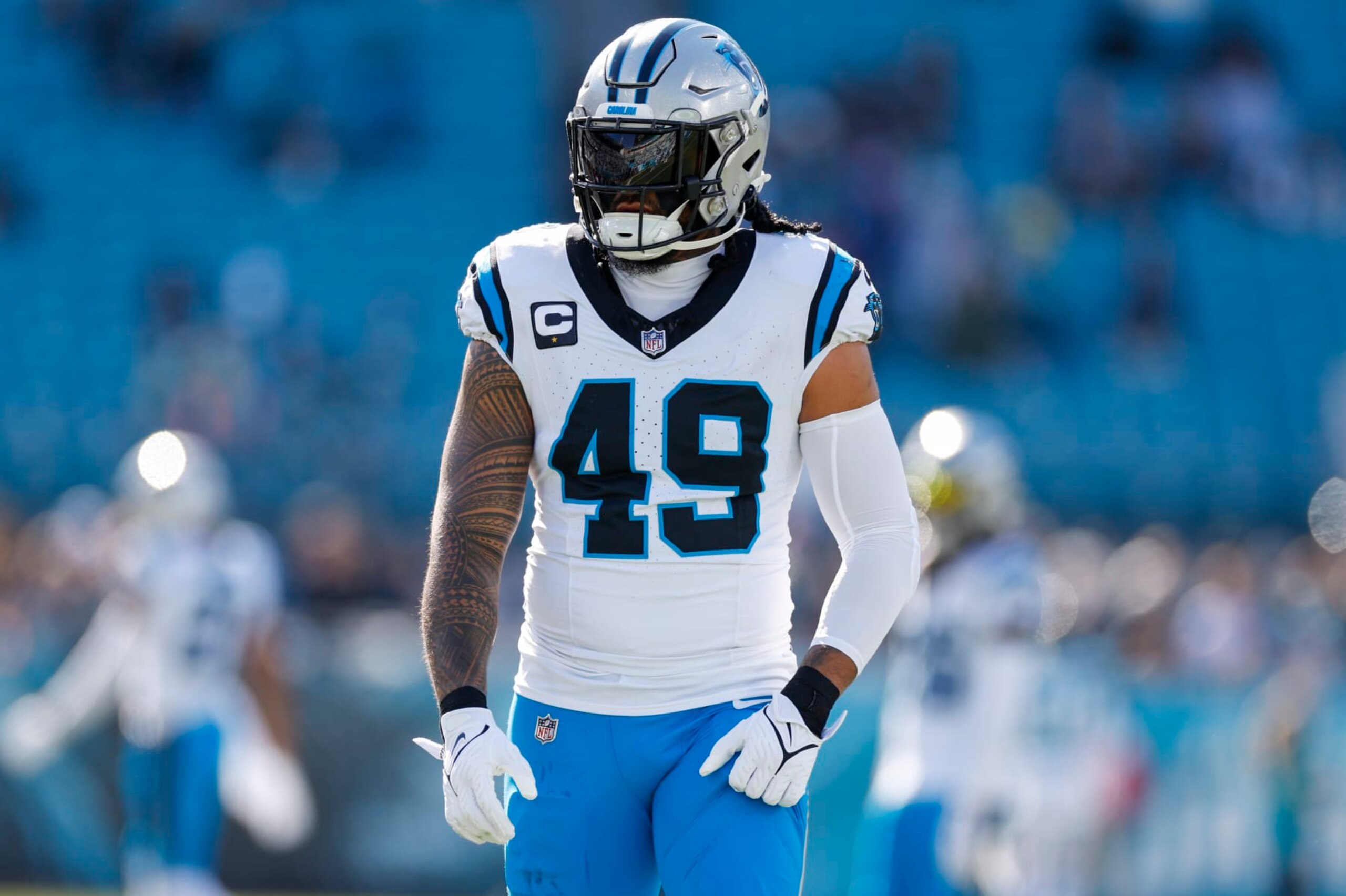 LB Frankie Luvu
