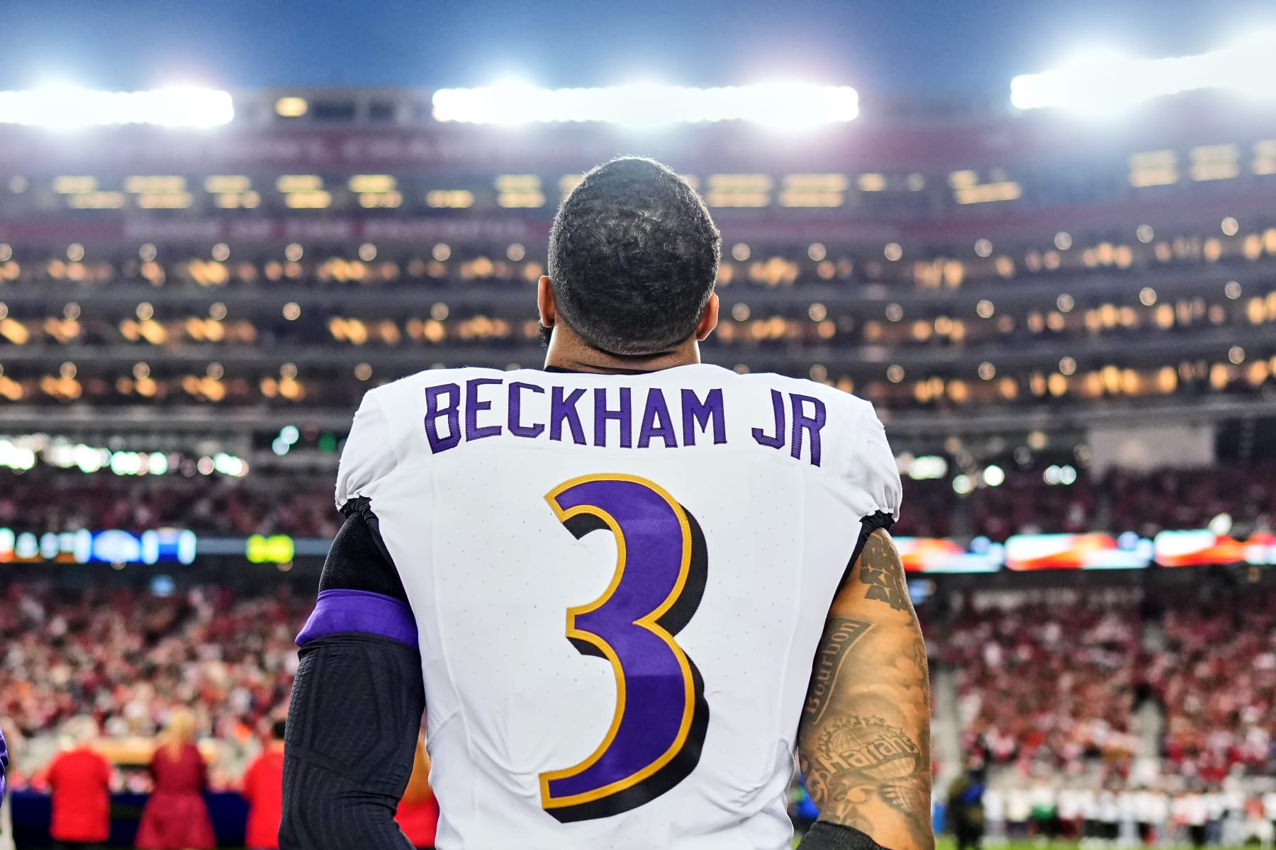 SANTA CLARA, CALIFORNIA - DECEMBER 25: Odell Beckham Jr. #3 of the Baltimore Ravens looks on prior to action during a game between the San Francisco 49ers and the Baltimore Ravens at Levi's Stadium on December 25, 2023 in Santa Clara, California. (Photo by Robin Alam/ISI Photos/Getty Images)