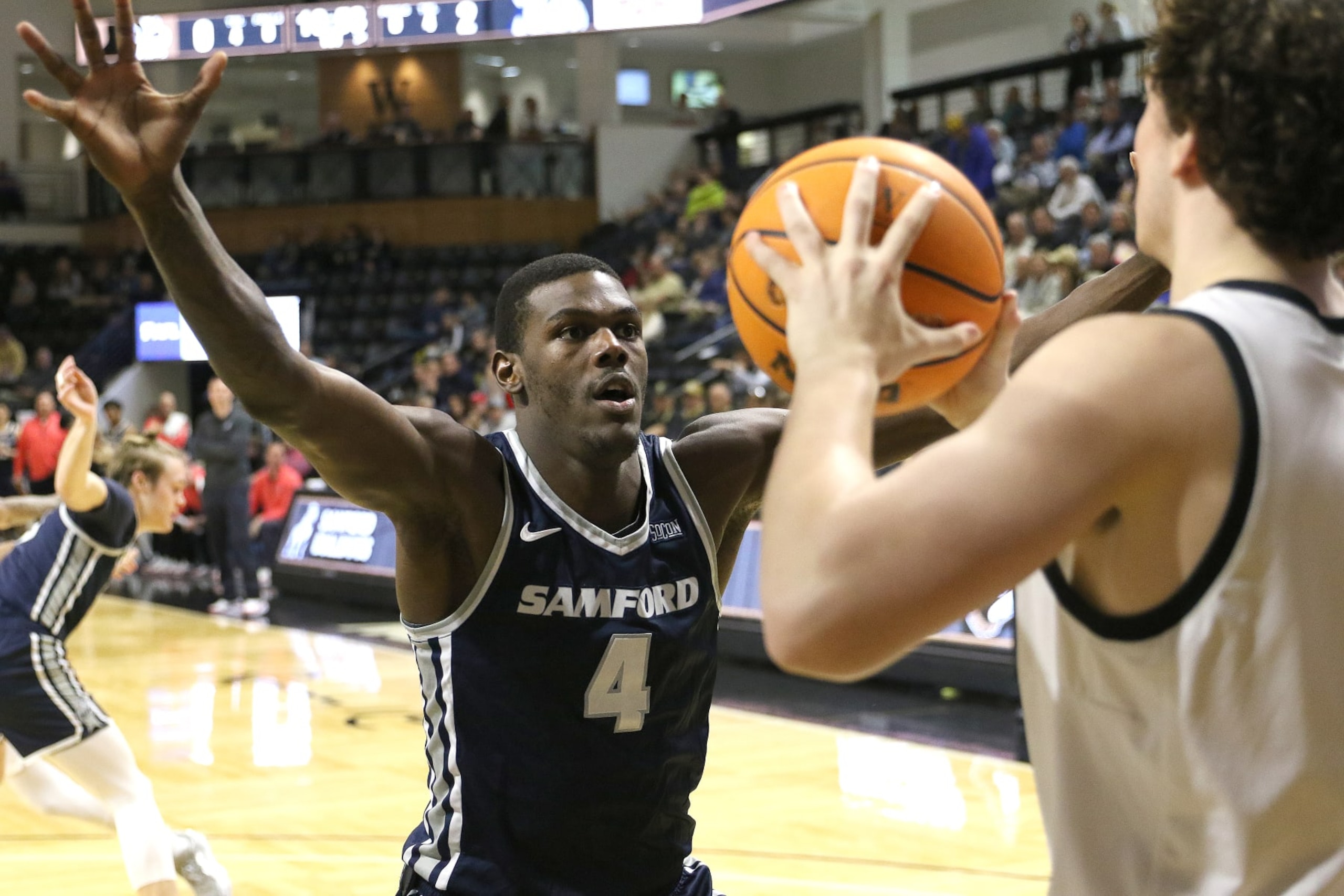 SPARTANBURG, SC - FEBRUARY 28: Samford Bulldogs forward Jermaine Marshall (4) during a college basketball game between the Samford Bulldogs and the Wofford Terriers on February 28, 2024 at Jerry Richardson Indoor Stadium in Spartanburg, S.C. (Photo by John Byrum/Icon Sportswire via Getty Images) SPARTANBURG, SC - FEBRUARY 28: Samford Bulldogs forward Jermaine Marshall (4) during a college basketball game between the Samford Bulldogs and the Wofford Terriers on February 28, 2024 at Jerry Richardson Indoor Stadium in Spartanburg, S.C. (Photo by John Byrum/Icon Sportswire via Getty Images)