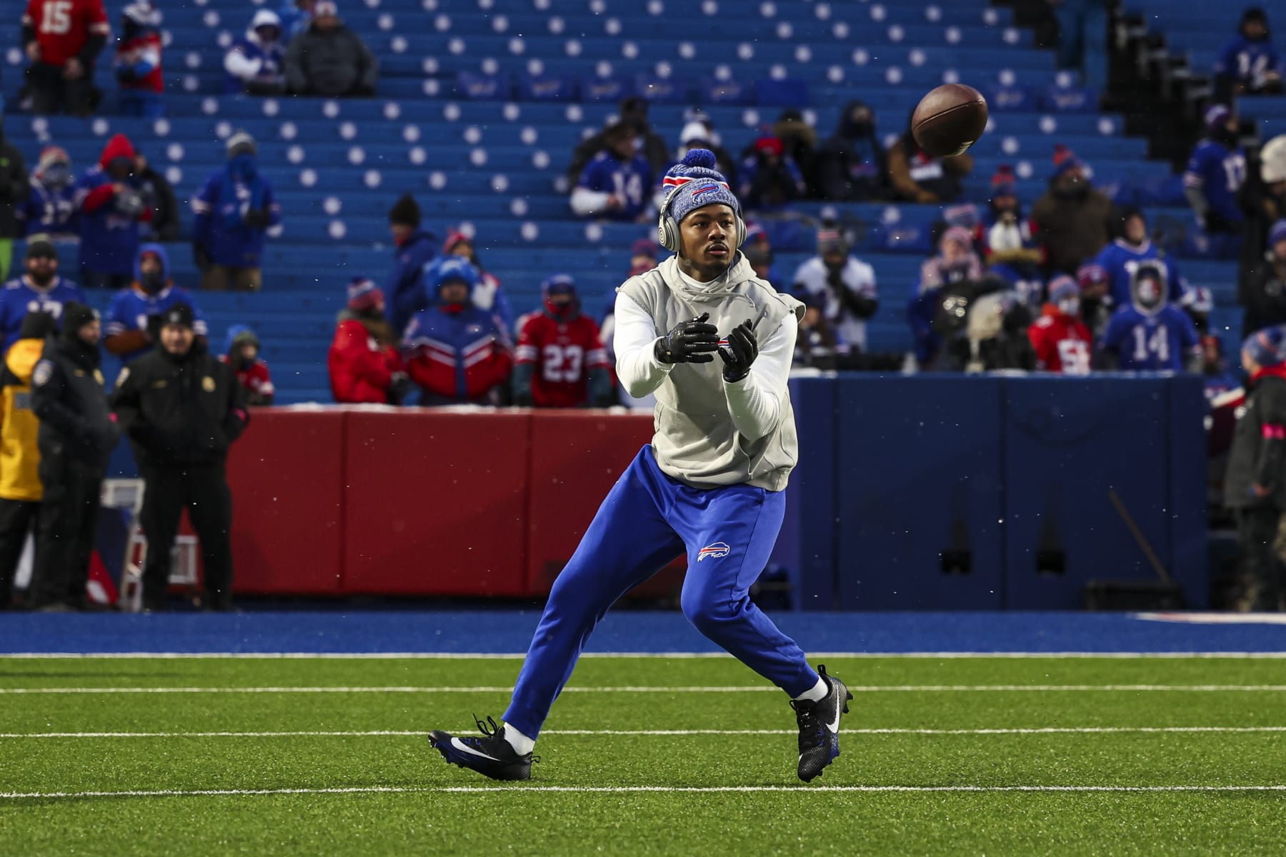ORCHARD PARK, NY - JANUARY 21: Stefon Diggs #14 of the Buffalo Bills warms up prior to an NFL divisional round playoff football game against the Kansas City Chiefs at Highmark Stadium on January 21, 2024 in Orchard Park, New York. (Photo by Perry Knotts/Getty Images)