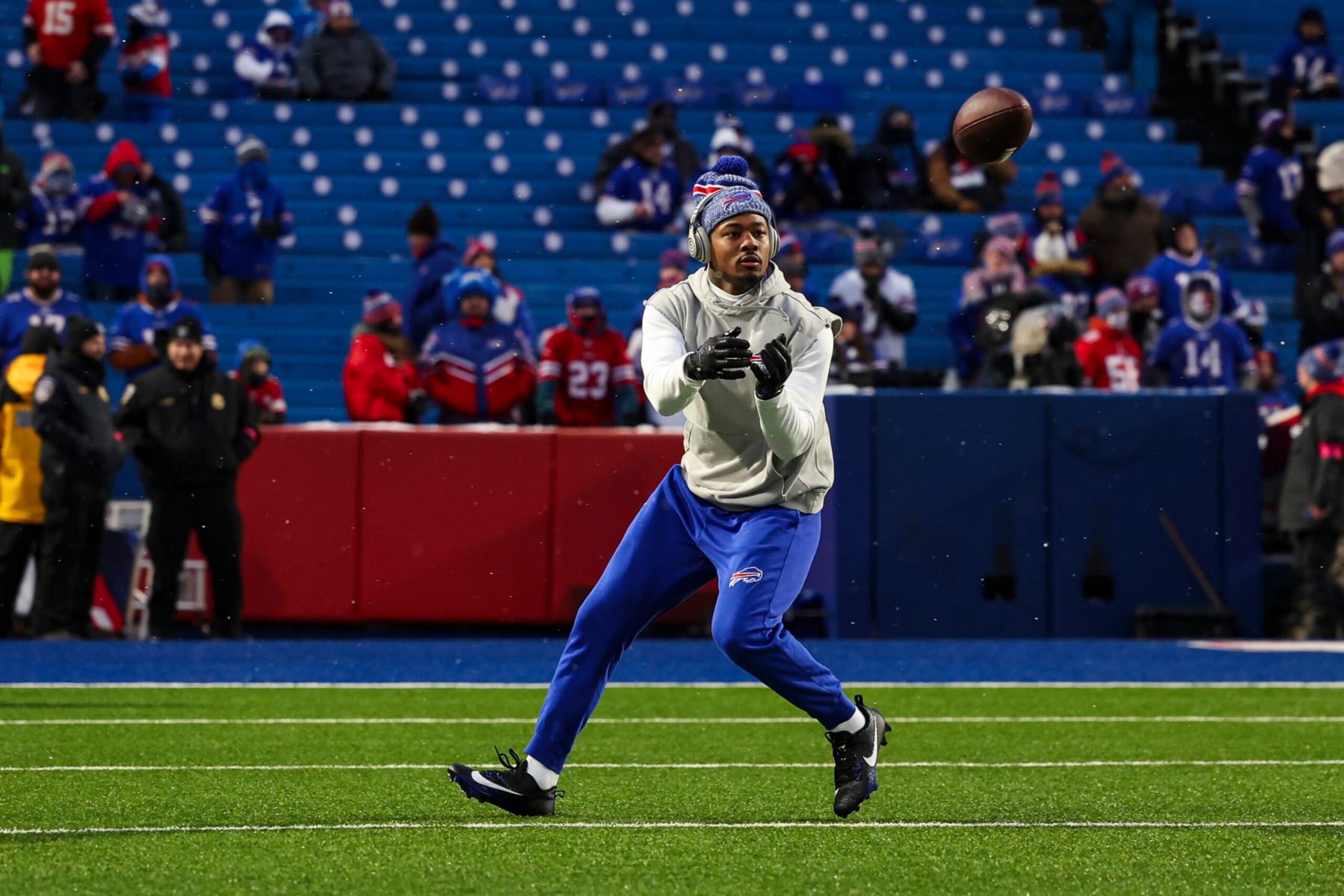 ORCHARD PARK, NY - JANUARY 21: Stefon Diggs #14 of the Buffalo Bills warms up prior to an NFL divisional round playoff football game against the Kansas City Chiefs at Highmark Stadium on January 21, 2024 in Orchard Park, New York. (Photo by Perry Knotts/Getty Images)