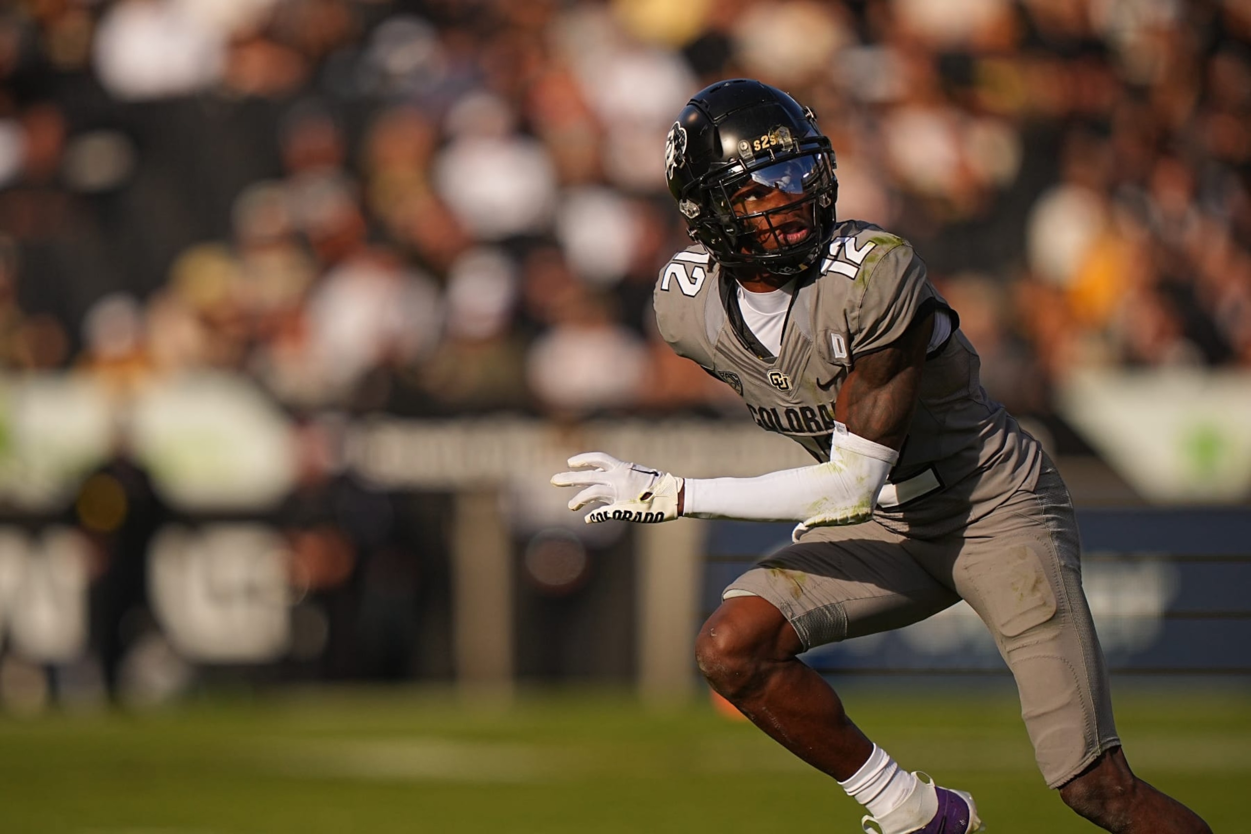 College Football: Colorado Travis Hunter (12) in action, plays pass coverage vs Arizona at Folsom Field.
Boulder, CO 11/11/2023
CREDIT: Erick W. Rasco (Photo by Erick W. Rasco/Sports Illustrated via Getty Images)
(Set Number: X164462) College Football: Colorado Travis Hunter (12) in action, plays pass coverage vs Arizona at Folsom Field.
Boulder, CO 11/11/2023
CREDIT: Erick W. Rasco (Photo by Erick W. Rasco/Sports Illustrated via Getty Images)
(Set Number: X164462)