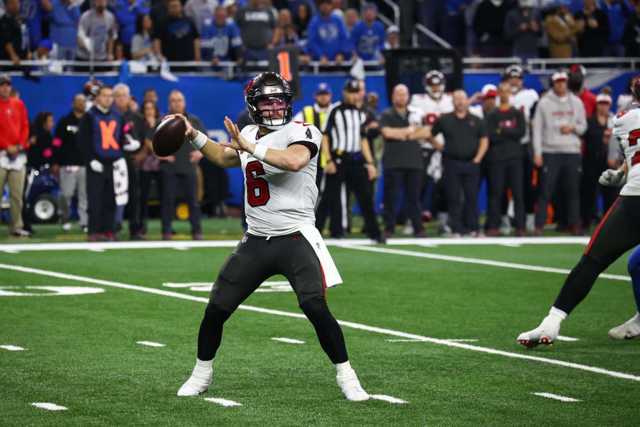 DETROIT, MI - JANUARY 21:  Tampa Bay Buccaneers quarterback Baker Mayfield (6) throws a pass during a play during an NFL NFC Divisional playoff football game between the Tampa Bay Buccaneers and the Detroit Lions on January 21, 2024 at Ford Field in Detroit, Michigan. (Photo by Scott W. Grau/Icon Sportswire via Getty Images)