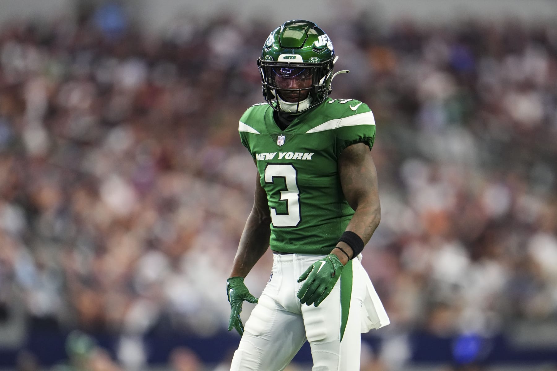 ARLINGTON, TX - SEPTEMBER 17: Jordan Whitehead #3 of the New York Jets looks on from the field during a football game at AT&T Stadium on September 17, 2023 in Arlington, Texas. (Photo by Cooper Neill/Getty Images)