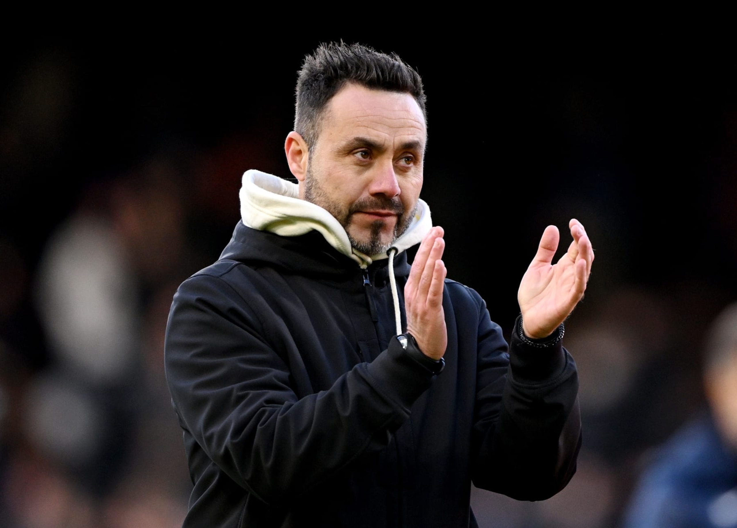 LONDON, ENGLAND - MARCH 02: Roberto De Zerbi, Manager of Brighton & Hove Albion, applauds the fans after his team's defeat to Fulham during the Premier League match between Fulham FC and Brighton & Hove Albion at Craven Cottage on March 02, 2024 in London, England. (Photo by Mike Hewitt/Getty Images)