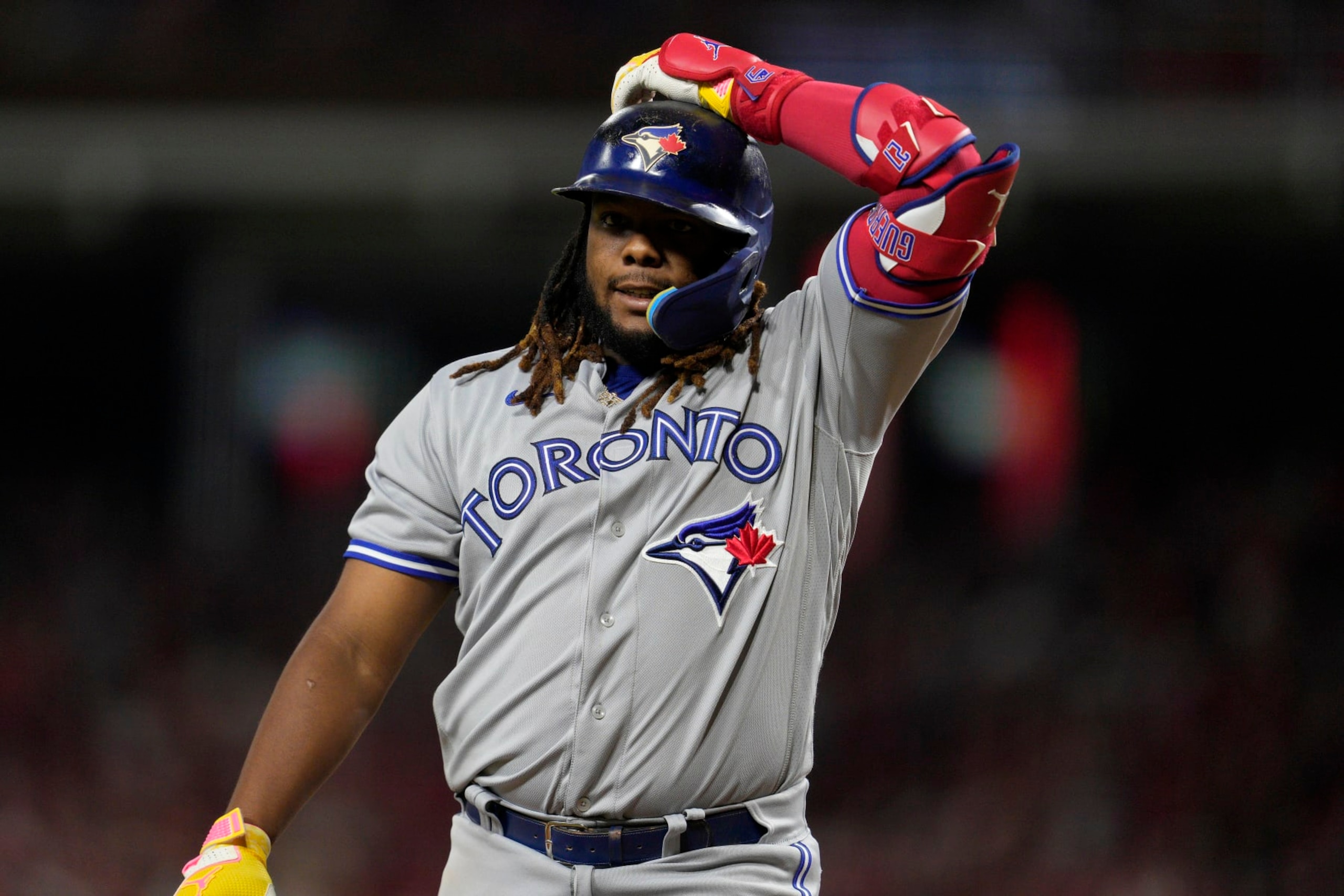 CINCINNATI, OHIO - AUGUST 19: Vladimir Guerrero Jr. #27 of the Toronto Blue Jays bats during a baseball game against the Cincinnati Reds at Great American Ball Park on August 19, 2023 in Cincinnati, Ohio. (Photo by Jeff Dean/Getty Images)