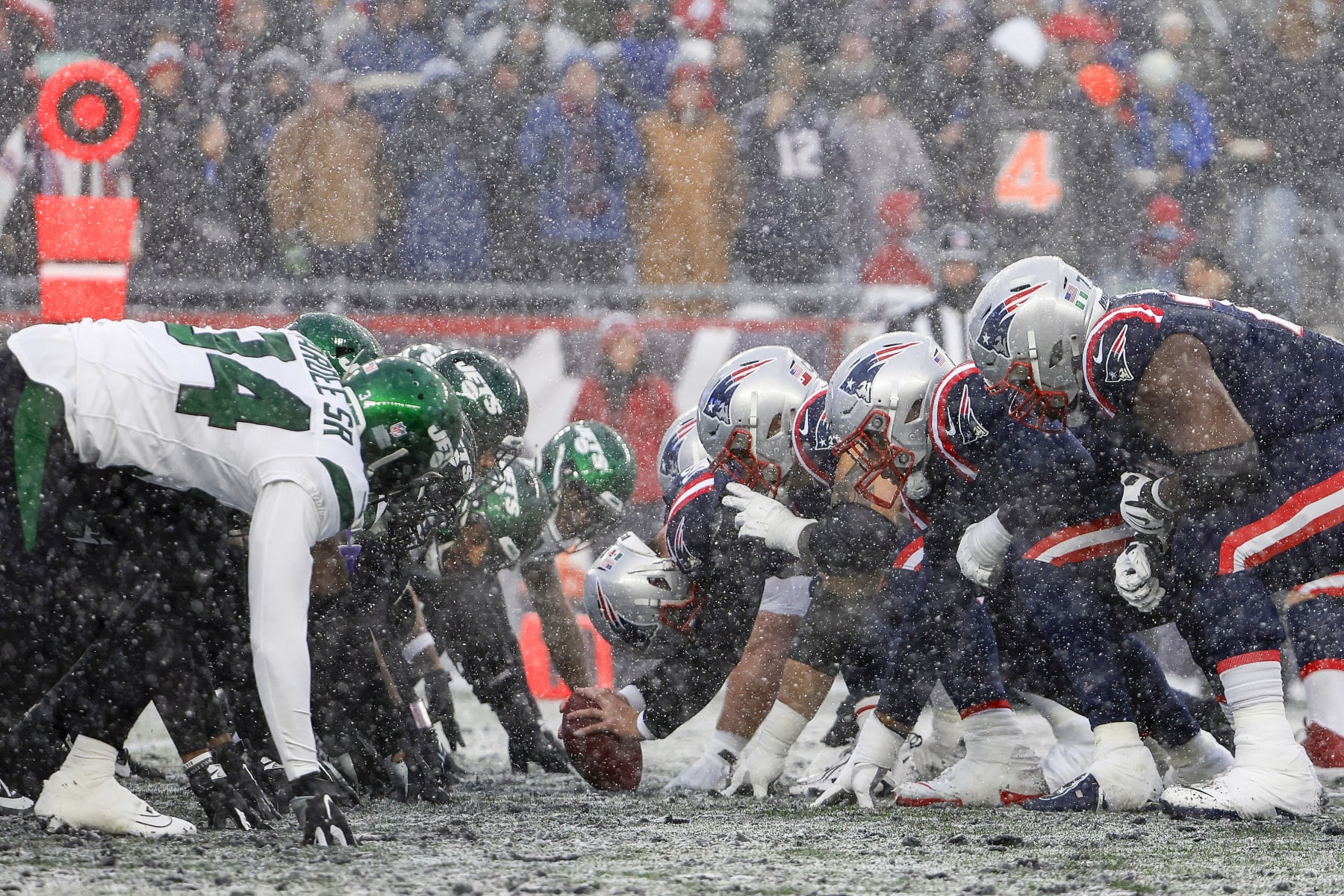 FOXBOROUGH, MA - JANUARY 7: The New England Patriots and the New York Jets line up for the snap at the line of scrimmage at Gillette Stadium on January 7, 2024 in Foxborough, Massachusetts.(Photo By Winslow Townson/Getty Images)