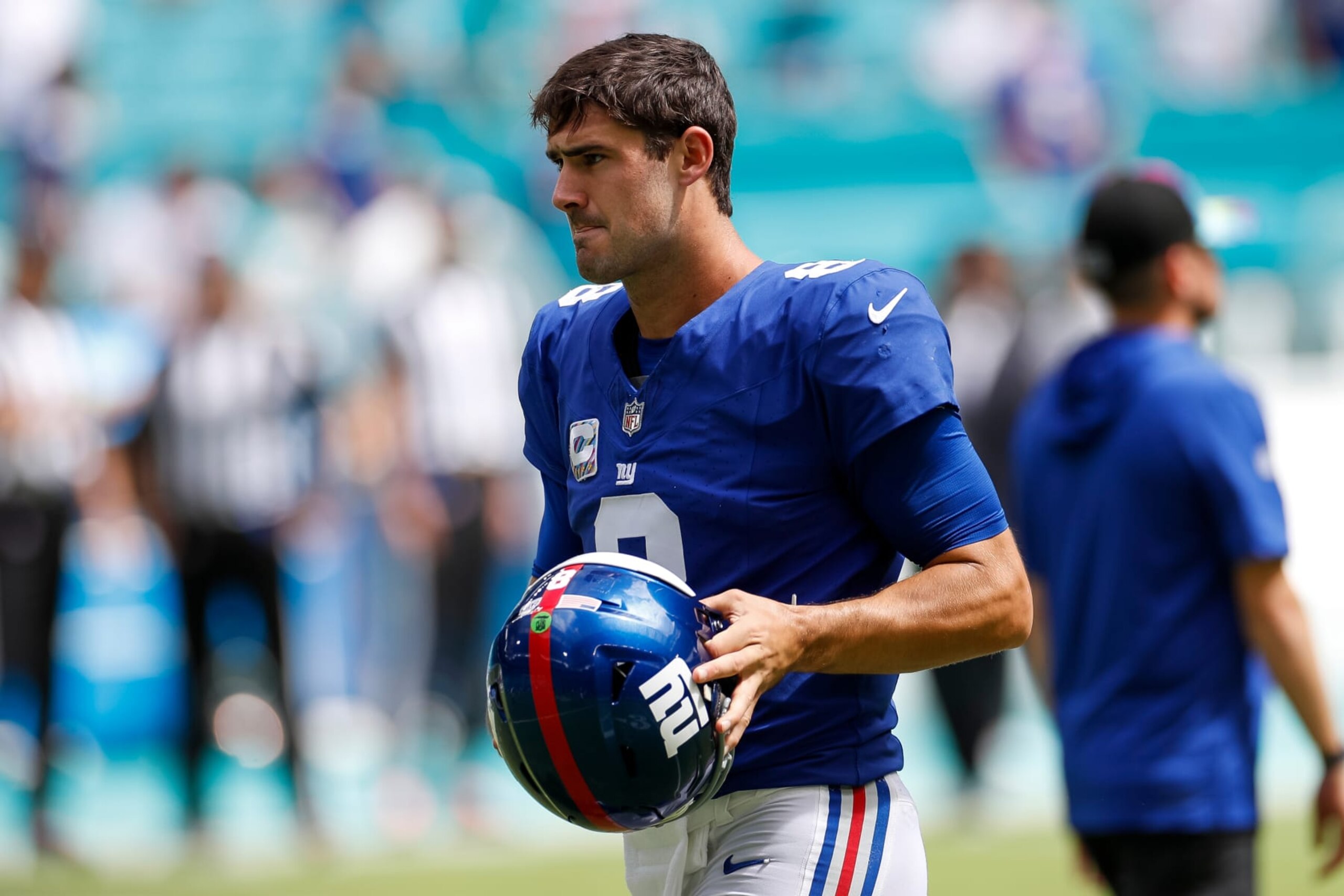 MIAMI GARDENS, FLORIDA - OCTOBER 8: Daniel Jones #8 of the New York Giants warms up on the field prior to a game against the Miami Dolphins at Hard Rock Stadium on October 8, 2023 in Miami Gardens, Florida. (Photo by Brandon Sloter/Image Of Sport/Getty Images)