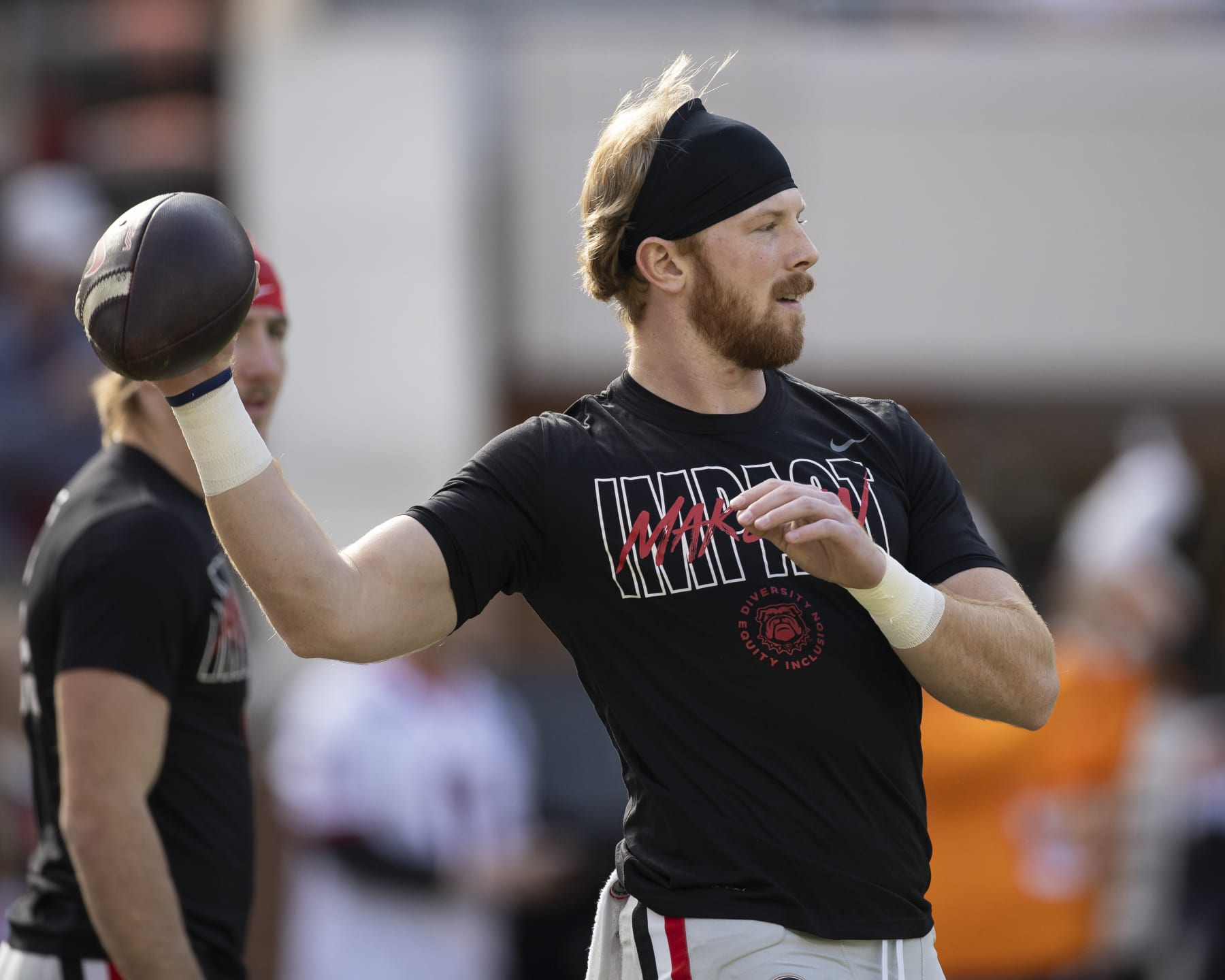 KNOXVILLE, TN - NOVEMBER 18: Brock Vandagriff #12 of the Georgia Bulldogs before a game between University of Georgia and University of Tennessee at Neyland Stadium on November 18, 2023 in Knoxville, Tennessee. (Photo by Steve Limentani/ISI Photos/Getty Images)