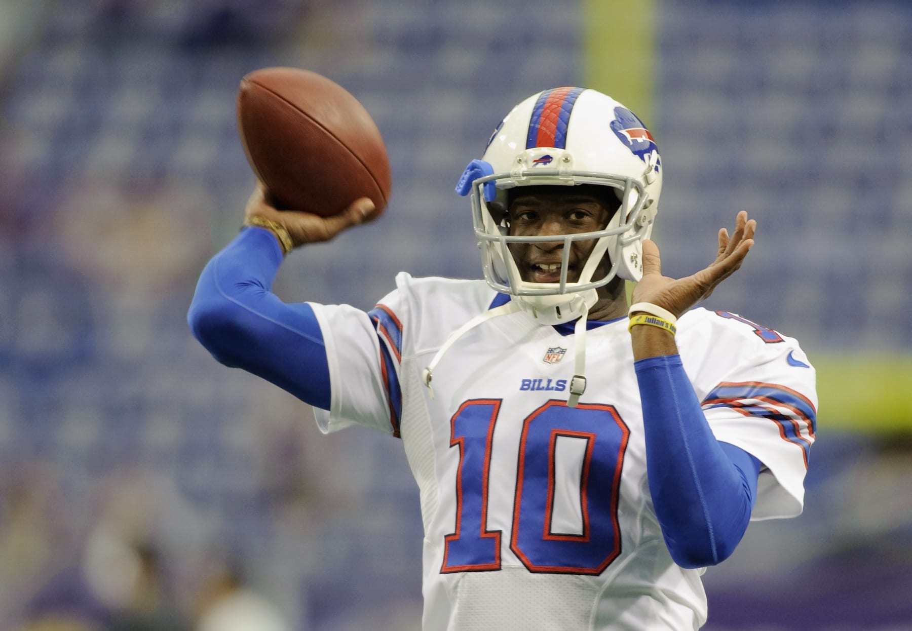 MINNEAPOLIS, MN - AUGUST 17: Vince Young #10 of the Buffalo Bills makes a pass before the game against the Minnesota Vikings on August 17, 2012 at Mall of America Field at the Hubert H. Humphrey Metrodome in Minneapolis, Minnesota. (Photo by Hannah Foslien/Getty Images)