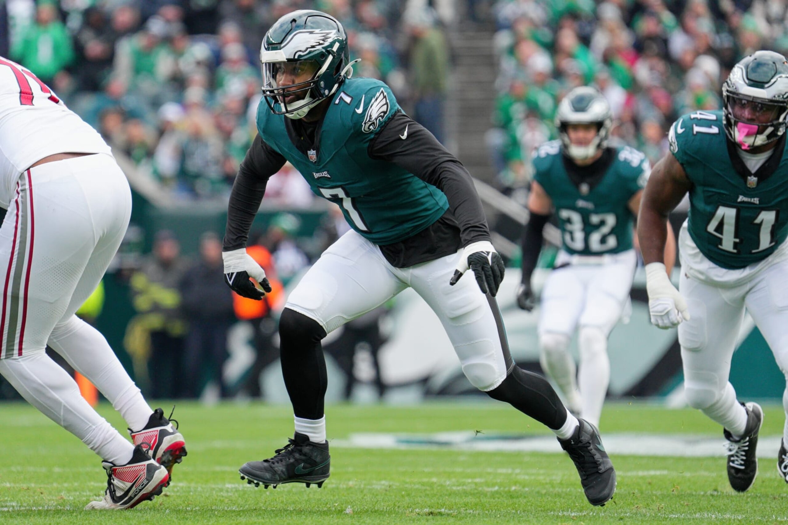 PHILADELPHIA, PA - DECEMBER 31: Philadelphia Eagles linebacker Haason Reddick (7) rushes during the game between the Arizona Cardinals and the Philadelphia Eagles on December 31, 2023 at Lincoln Financial Field. (Photo by Andy Lewis/Icon Sportswire via Getty Images)