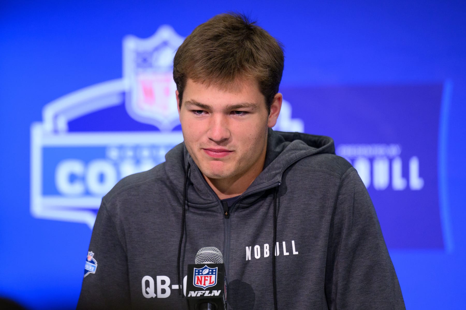 INDIANAPOLIS, IN - MARCH 01: North Carolina quarterback Drake Maye answers questions from the media during the NFL Scouting Combine on March 1, 2024, at the Indiana Convention Center in Indianapolis, IN. (Photo by Zach Bolinger/Icon Sportswire via Getty Images)