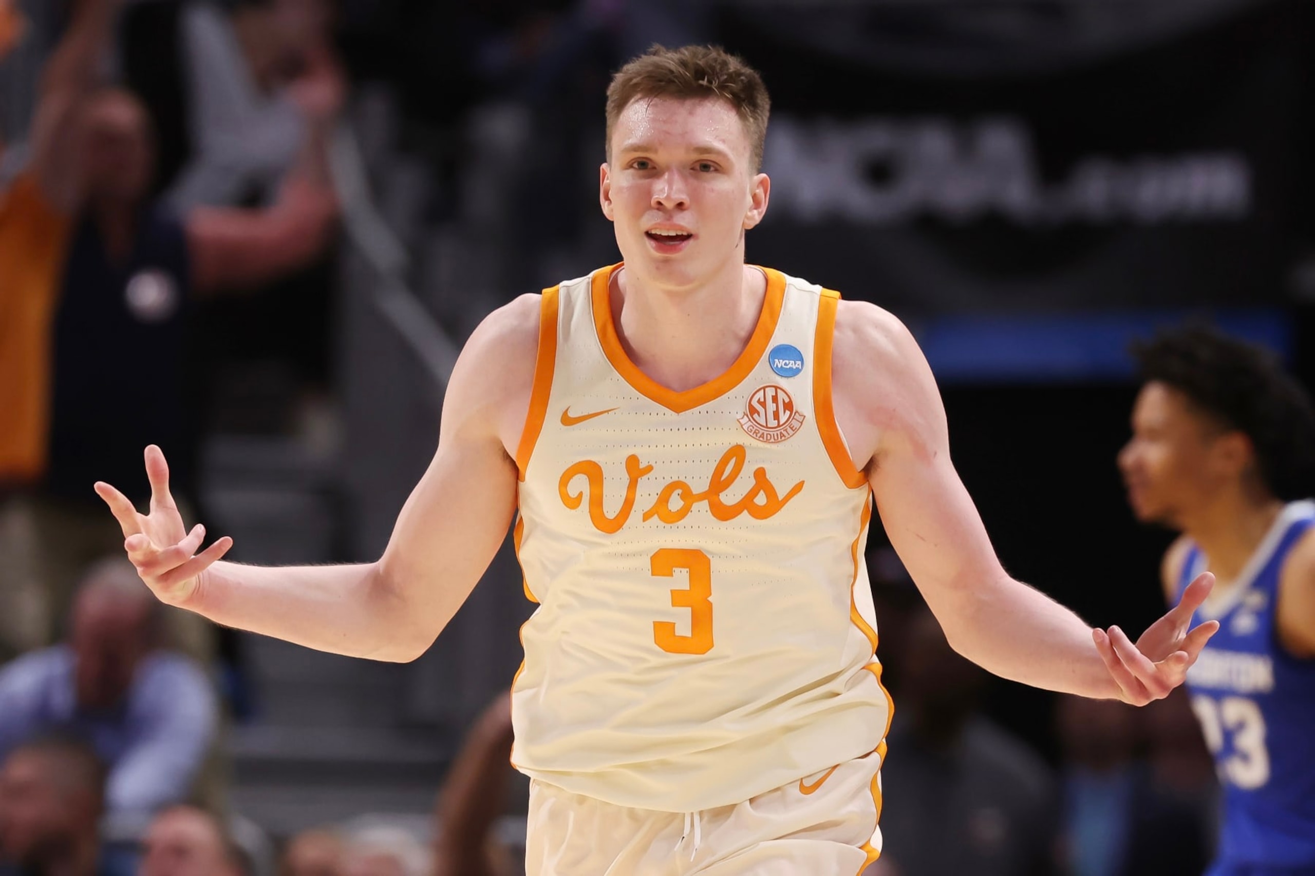 DETROIT, MICHIGAN - MARCH 29: Dalton Knecht #3 of the Tennessee Volunteers reacts during the second half against the Creighton Bluejays in the Sweet 16 round of the NCAA Men's Basketball Tournament at Little Caesars Arena on March 29, 2024 in Detroit, Michigan. (Photo by Gregory Shamus/Getty Images) DETROIT, MICHIGAN - MARCH 29: Dalton Knecht #3 of the Tennessee Volunteers reacts during the second half against the Creighton Bluejays in the Sweet 16 round of the NCAA Men's Basketball Tournament at Little Caesars Arena on March 29, 2024 in Detroit, Michigan. (Photo by Gregory Shamus/Getty Images)