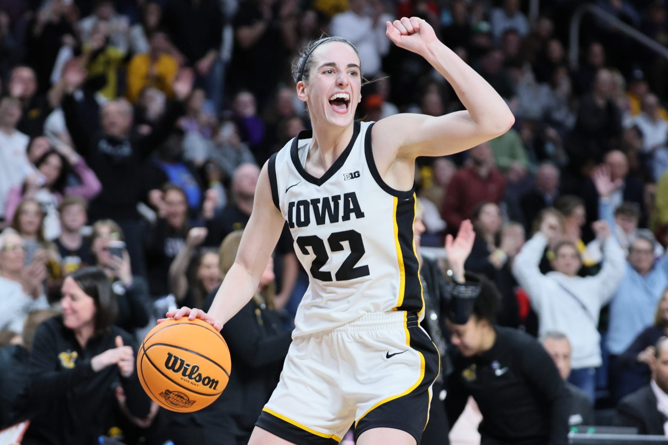 ALBANY, NEW YORK - APRIL 01:Caitlin Clark #22 of the Iowa Hawkeyes celebrates after beating the LSU Tigers 94-87 in the Elite 8 round of the NCAA Women's Basketball Tournament at MVP Arena on April 01, 2024 in Albany, New York. (Photo by Andy Lyons/Getty Images)