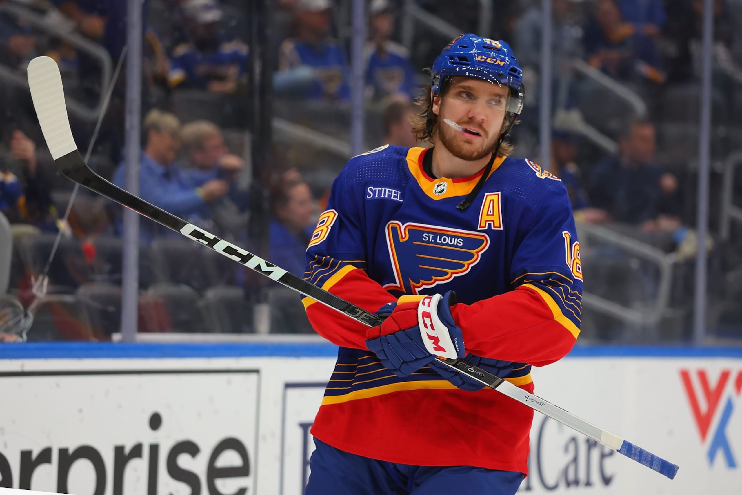 ST LOUIS, MISSOURI - MARCH 13: Robert Thomas #18 of the St. Louis Blues skates against the Los Angeles Kings at Enterprise Center on March 13, 2024 in St Louis, Missouri. (Photo by Dilip Vishwanat/Getty Images)