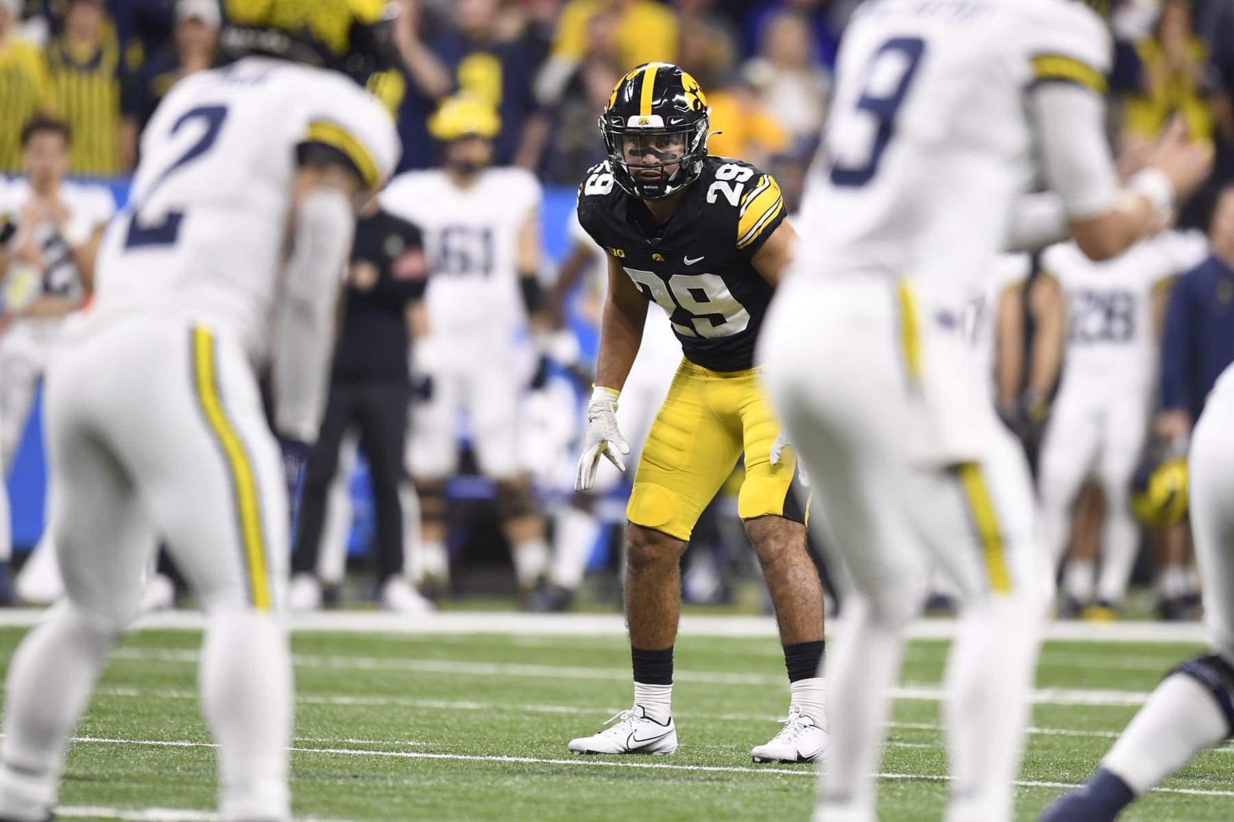 INDIANAPOLIS, IN - DECEMBER 02: Iowa Hawkeyes Defensive Back Sebastian Castro (29) lines up during the Big Ten Championship Game between the Michigan Wolverines and the Iowa Hawkeyes on December 2, 2023, at Lucas Oil Stadium in Indianapolis, Indiana. (Photo by Michael Allio/Icon Sportswire via Getty Images)