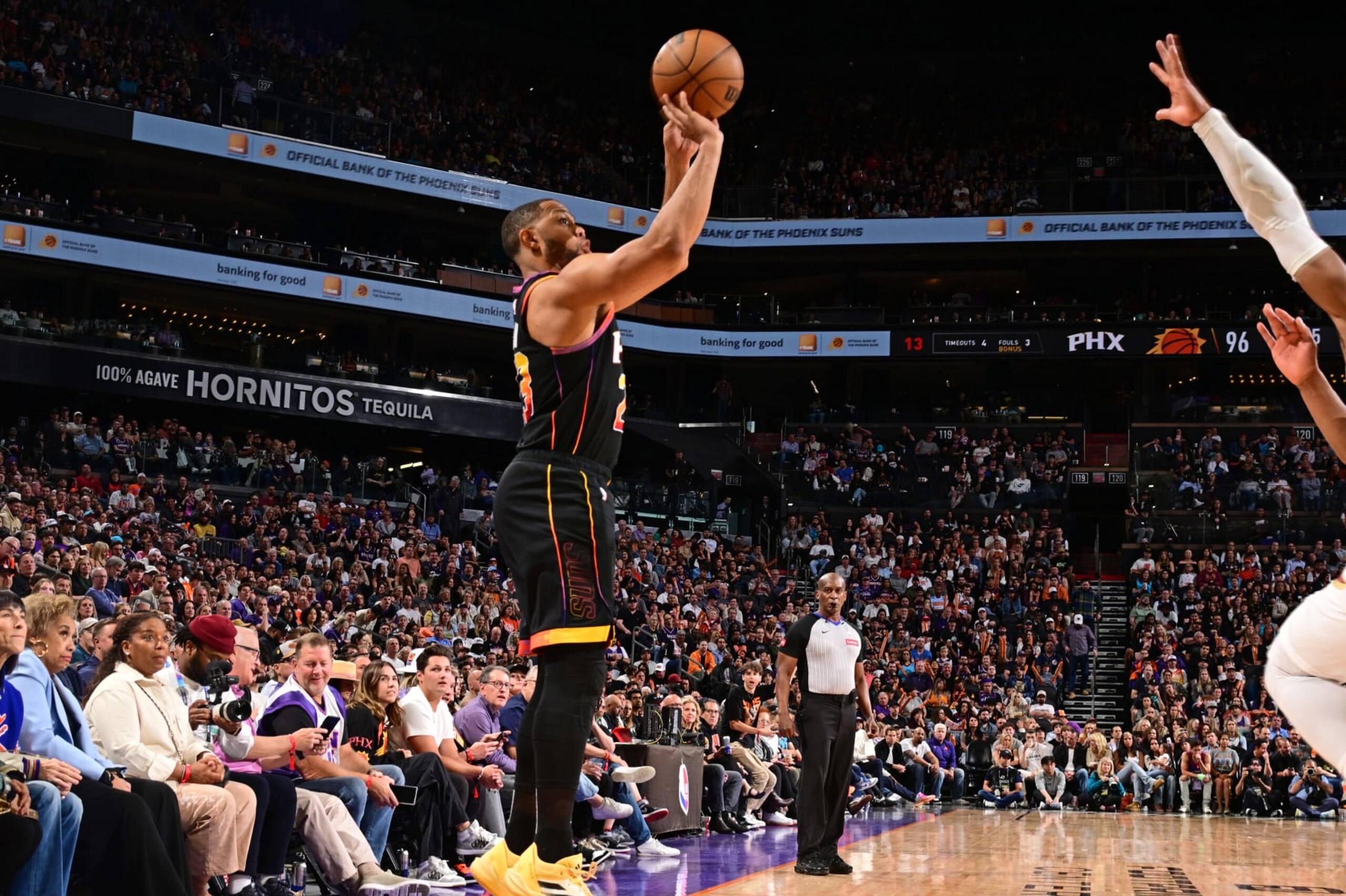 PHOENIX, AZ - APRIL  3: Eric Gordon #23 of the Phoenix Suns shoots a three point basket during the game against the Cleveland Cavaliers on April 3, 2024 at Footprint Center in Phoenix, Arizona. NOTE TO USER: User expressly acknowledges and agrees that, by downloading and or using this photograph, user is consenting to the terms and conditions of the Getty Images License Agreement. Mandatory Copyright Notice: Copyright 2024 NBAE (Photo by Kate Frese/NBAE via Getty Images)