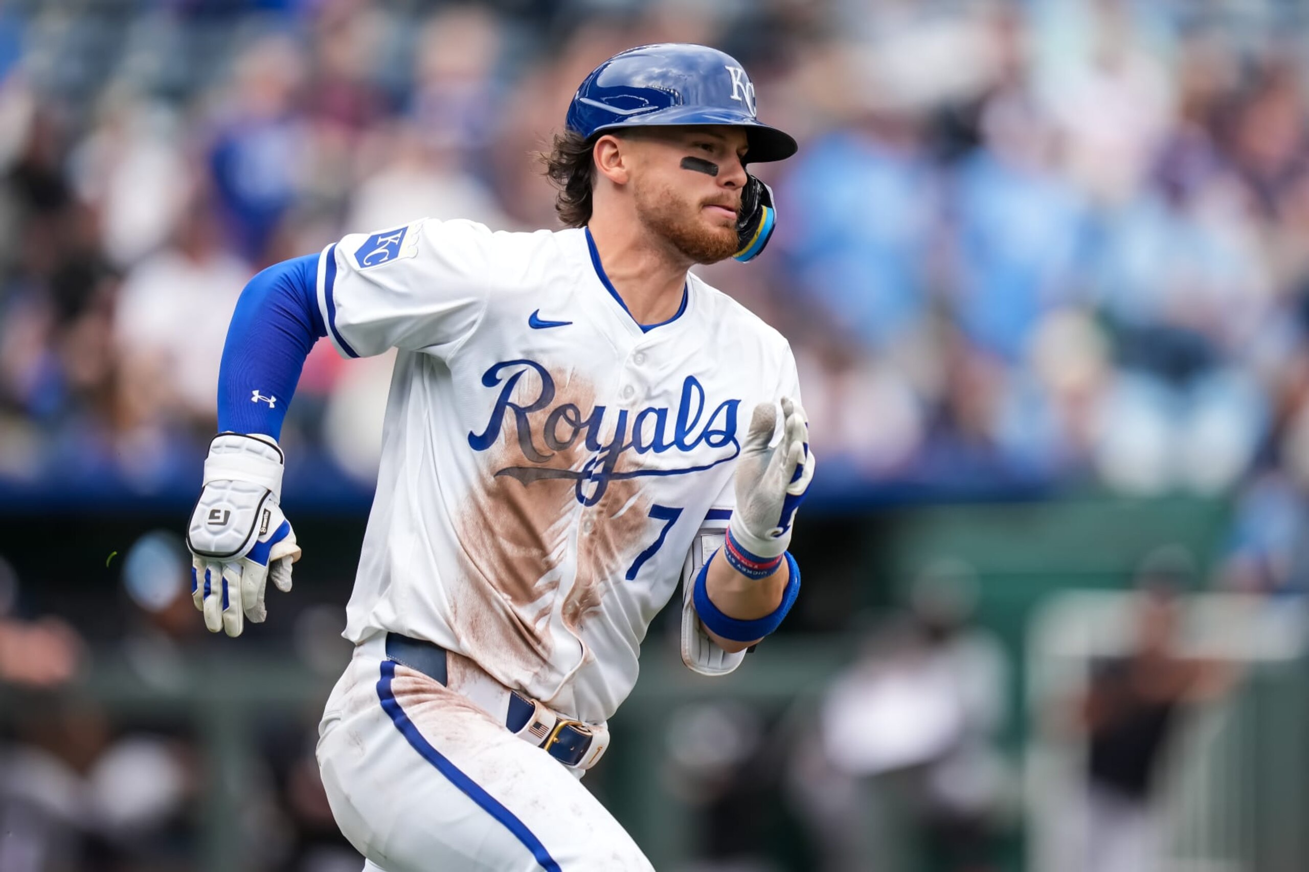 KANSAS CITY, MO - MARCH 31: Bobby Witt Jr. #7 of the Kansas City Royals runs against the Minnesota Twins on March 31, 2024 at Kauffman Stadium in Kansas City, Missouri. (Photo by Brace Hemmelgarn/Minnesota Twins/Getty Images) KANSAS CITY, MO - MARCH 31: Bobby Witt Jr. #7 of the Kansas City Royals runs against the Minnesota Twins on March 31, 2024 at Kauffman Stadium in Kansas City, Missouri. (Photo by Brace Hemmelgarn/Minnesota Twins/Getty Images)