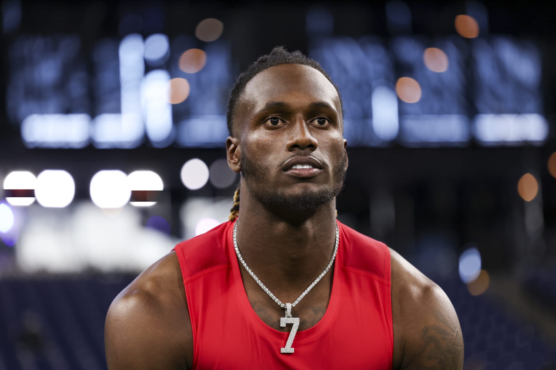 INDIANAPOLIS, INDIANA - MARCH 2: Joe Milton #QB06 of Tennessee participates in a drill during the NFL Scouting Combine at Lucas Oil Stadium on March 2, 2024 in Indianapolis, Indiana. (Photo by Kara Durrette/Getty Images)