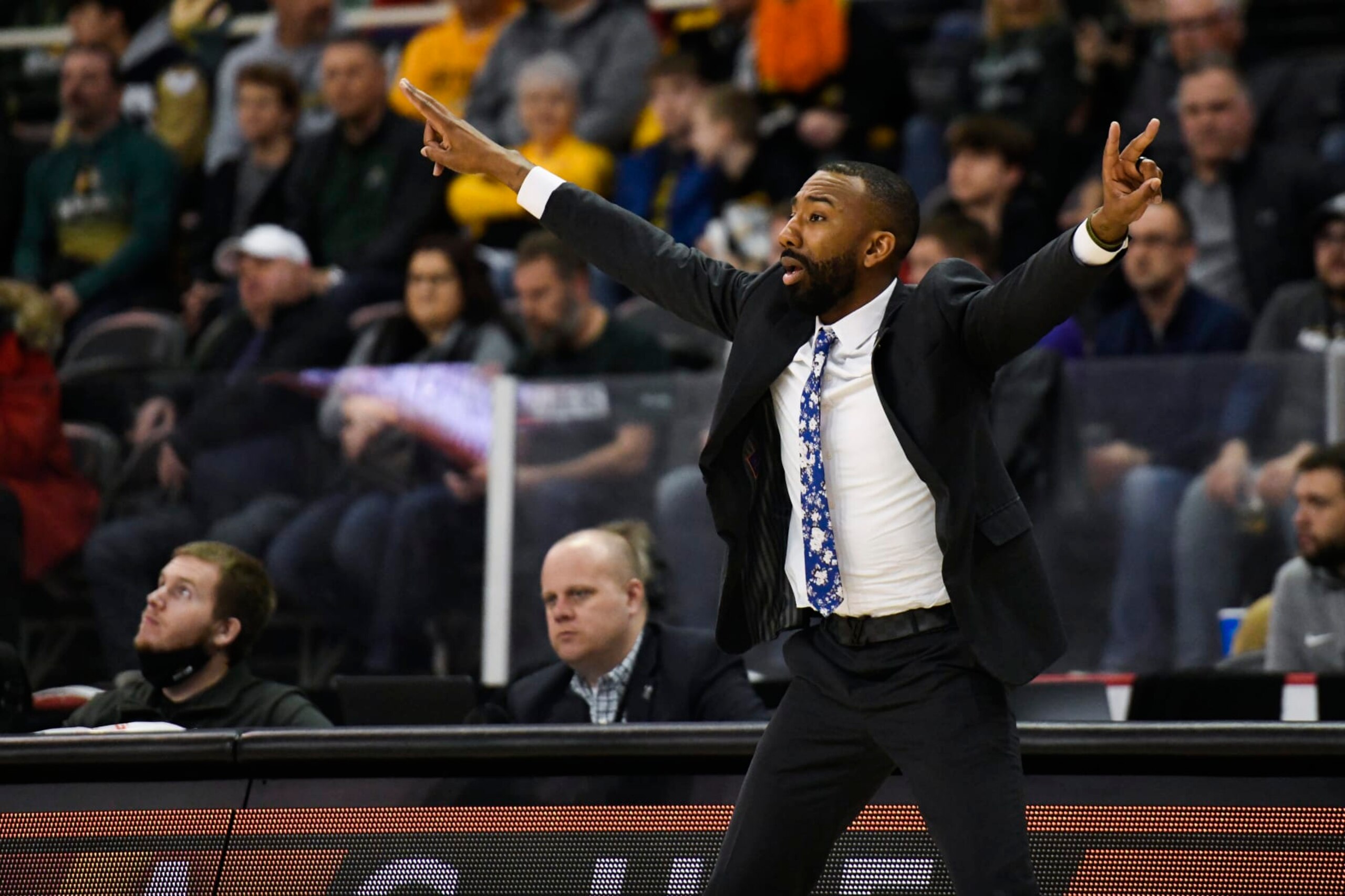 INDIANAPOLIS, IN - MARCH 07: Cleveland State assistant coach Dru Joyce III watches during the Horizon League Tournament semi-final college basketball game between the Cleveland State Vikings and the Wright State Raiders on March 7, 2022, at the Indiana Farmers Coliseum in Indianapolis, Indiana. (Photo by Michael Allio/Icon Sportswire via Getty Images)