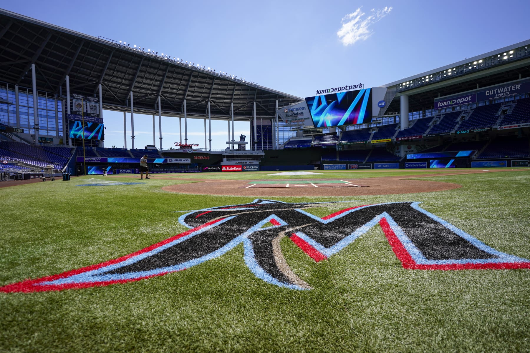 MIAMI, FLORIDA - MARCH 31: A general view of loanDepot park with the roof open prior to a game between the Miami Marlins and the Pittsburgh Pirates at loanDepot park on March 31, 2024 in Miami, Florida. (Photo by Rich Storry/Getty Images)