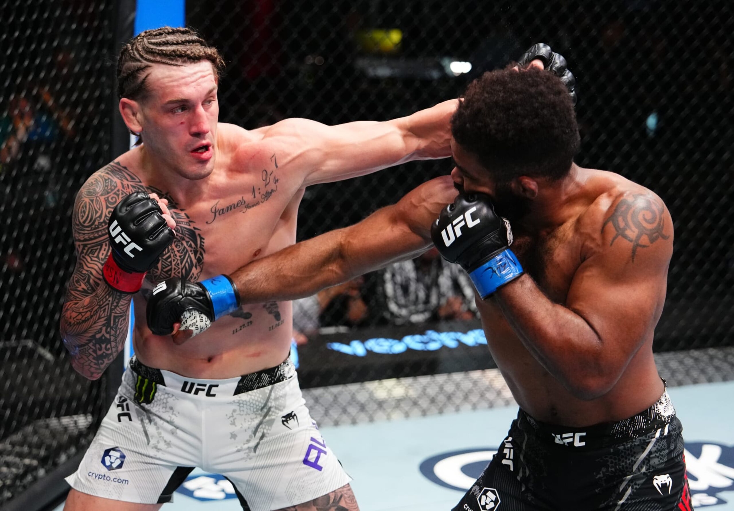 Brendan Allen and Chris Curtis trade punches in Las Vegas. 