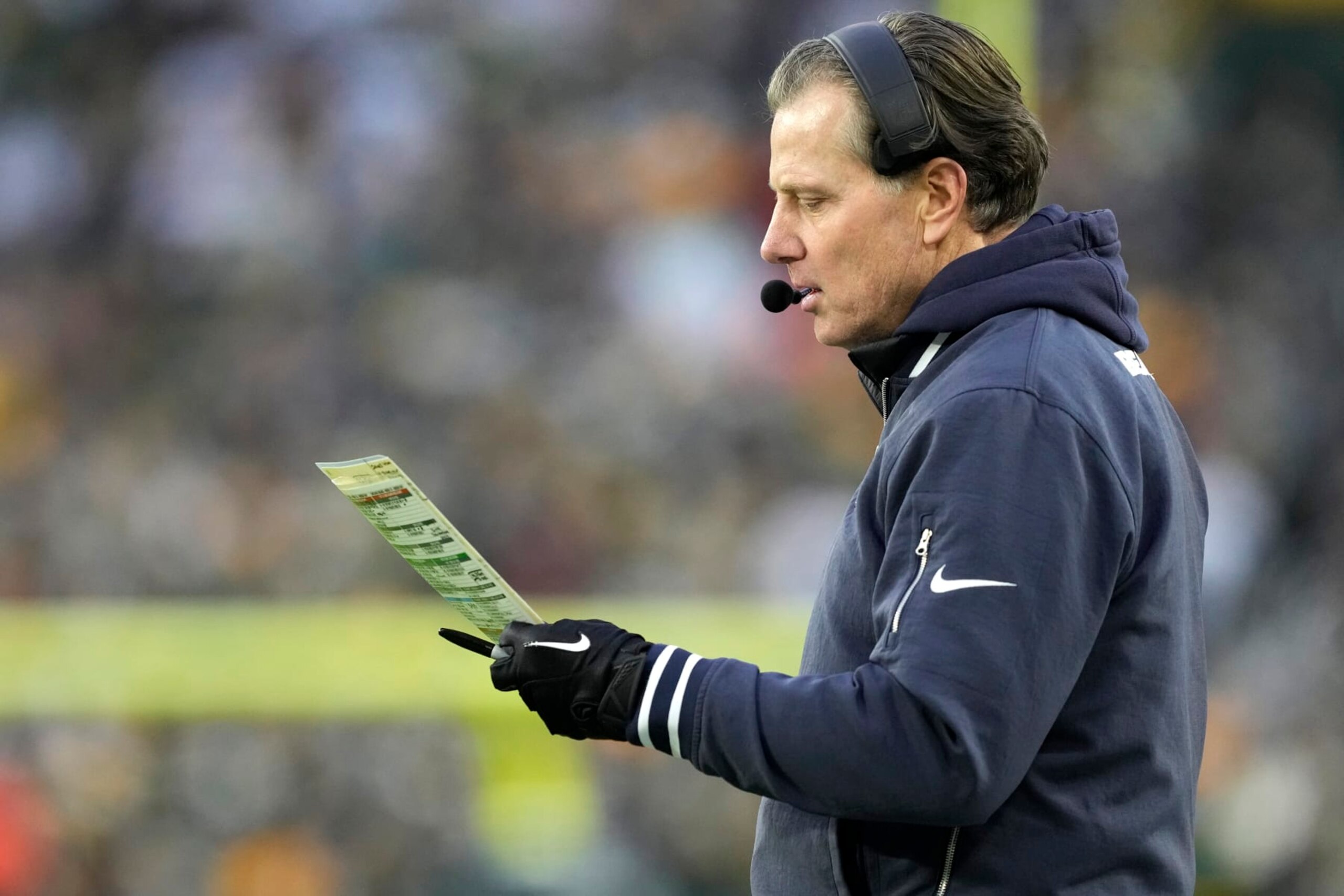 GREEN BAY, WISCONSIN - JANUARY 07: Head coach Matt Eberflus of the Chicago Bears looks on during the first half in the game against the Green Bay Packers at Lambeau Field on January 07, 2024 in Green Bay, Wisconsin. (Photo by Patrick McDermott/Getty Images) GREEN BAY, WISCONSIN - JANUARY 07: Head coach Matt Eberflus of the Chicago Bears looks on during the first half in the game against the Green Bay Packers at Lambeau Field on January 07, 2024 in Green Bay, Wisconsin. (Photo by Patrick McDermott/Getty Images)