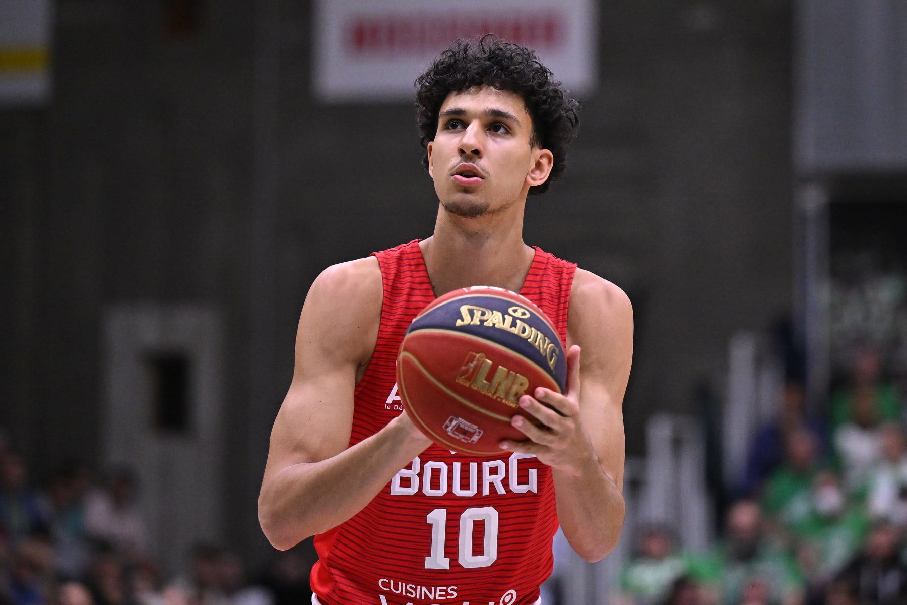 NANTERRE, FRANCE - MARCH 23: Zaccharie Risacher of Bourg En Bresse takes a free throw during the BetClic Elite basketball match between Nanterre 92 and Bourg en Bresse at Palais Des Sports Maurice Thorez on March 23, 2024 in Nanterre, France.  (Photo by Aurelien Meunier/Getty Images)