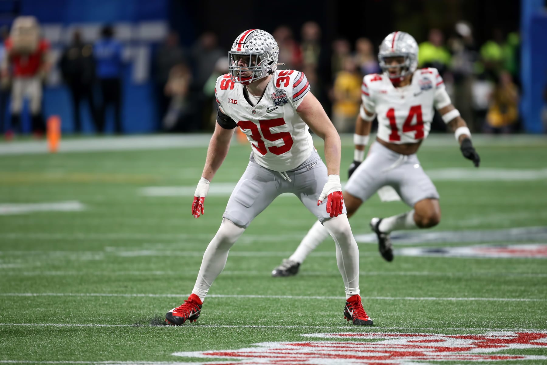 ATLANTA, GA - DECEMBER 31:  Ohio State Buckeyes linebacker Tommy Eichenberg (35) during the college football Playoff Semifinal game at the Chick-fil-a Peach Bowl between the Georgia Bulldogs and the Ohio State Buckeyes on December 31, 2022 at Mercedes-Benz Stadium in Atlanta, Georgia.  (Photo by Michael Wade/Icon Sportswire via Getty Images)