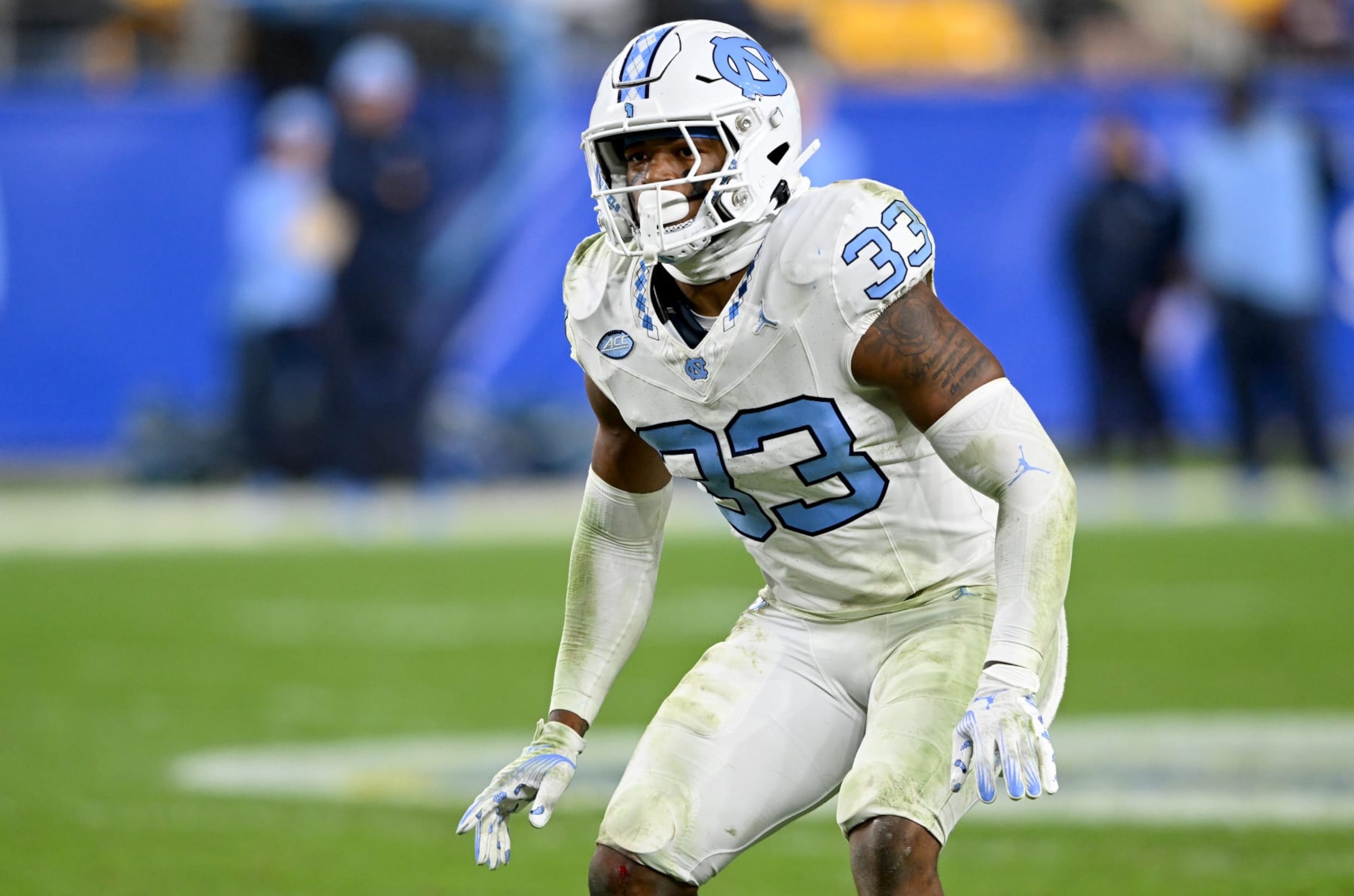 PITTSBURGH, PENNSYLVANIA - SEPTEMBER 23: Cedric Gray #33 of the North Carolina Tar Heels lines up against the Pittsburgh Panthers at Acrisure Stadium on September 23, 2023 in Pittsburgh, Pennsylvania. (Photo by G Fiume/Getty Images) PITTSBURGH, PENNSYLVANIA - SEPTEMBER 23: Cedric Gray #33 of the North Carolina Tar Heels lines up against the Pittsburgh Panthers at Acrisure Stadium on September 23, 2023 in Pittsburgh, Pennsylvania. (Photo by G Fiume/Getty Images)