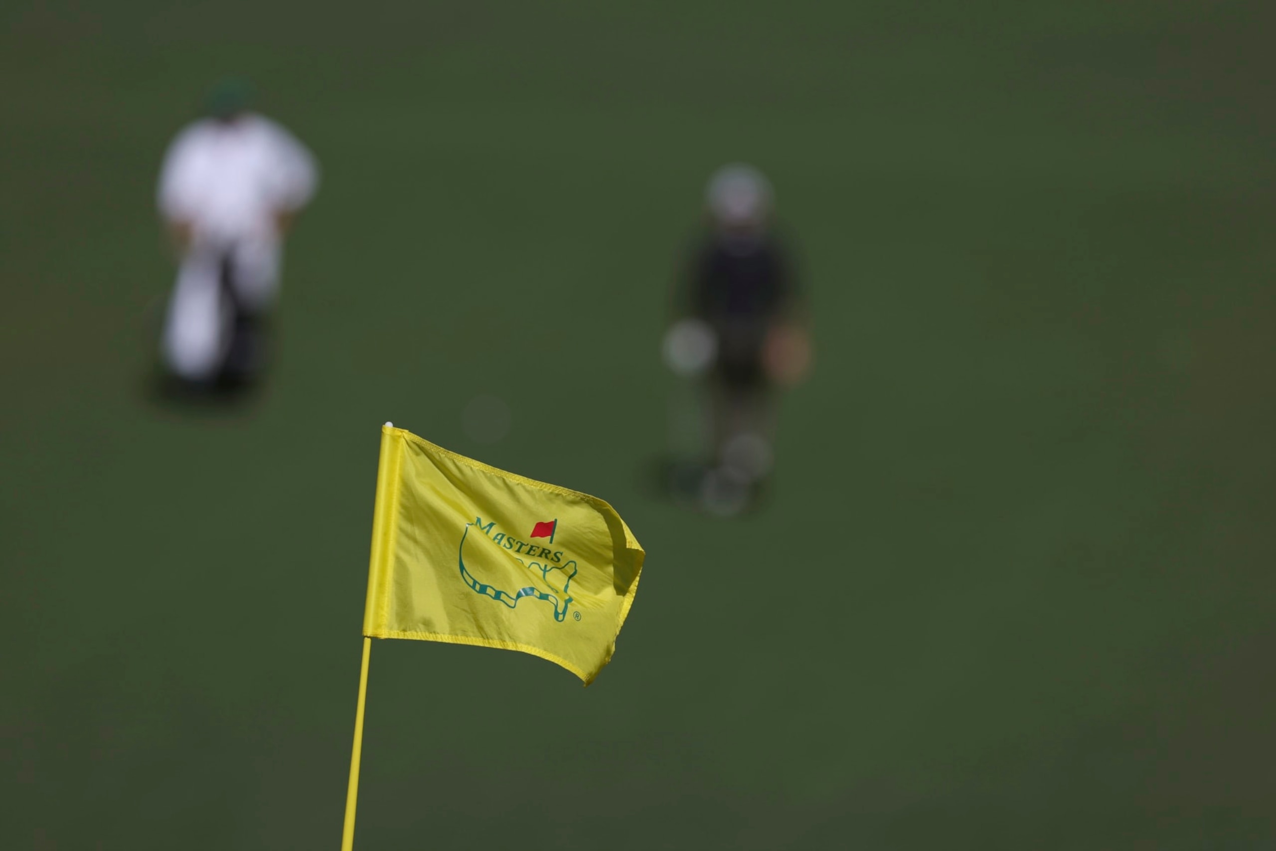 Golf: The Masters: Closeup of flag with Masters logo during Friday play at Augusta National.
Augusta, GA 4/8/2022
CREDIT: Simon Bruty (Photo by Simon Bruty/Sports Illustrated via Getty Images)
(Set Number: X164005 TK2)