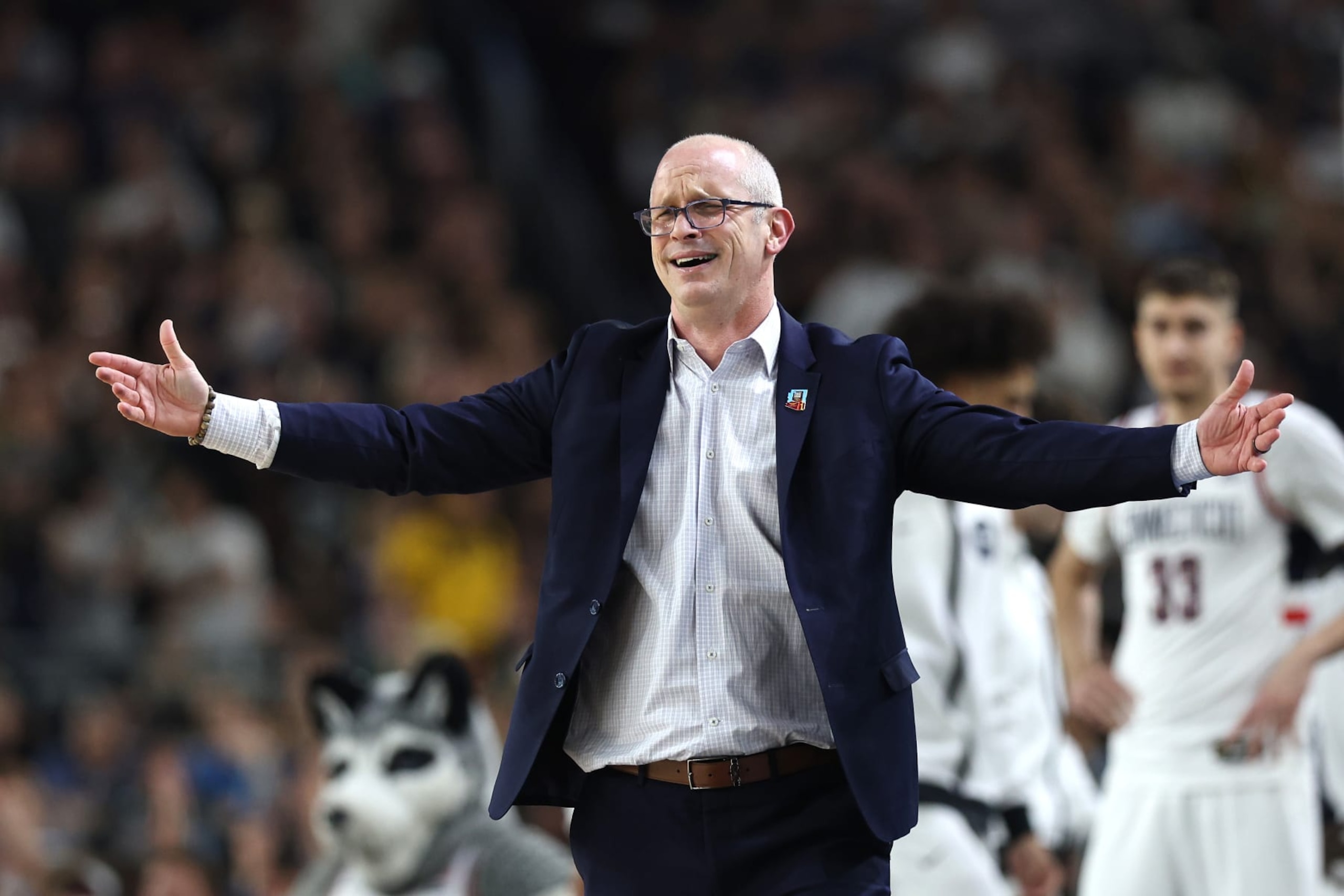 GLENDALE, ARIZONA - APRIL 08: Head coach Dan Hurley of the Connecticut Huskies reacts in the first half against the Purdue Boilermakers during the NCAA Men's Basketball Tournament National Championship game at State Farm Stadium on April 08, 2024 in Glendale, Arizona. (Photo by Jamie Squire/Getty Images) GLENDALE, ARIZONA - APRIL 08: Head coach Dan Hurley of the Connecticut Huskies reacts in the first half against the Purdue Boilermakers during the NCAA Men's Basketball Tournament National Championship game at State Farm Stadium on April 08, 2024 in Glendale, Arizona. (Photo by Jamie Squire/Getty Images)