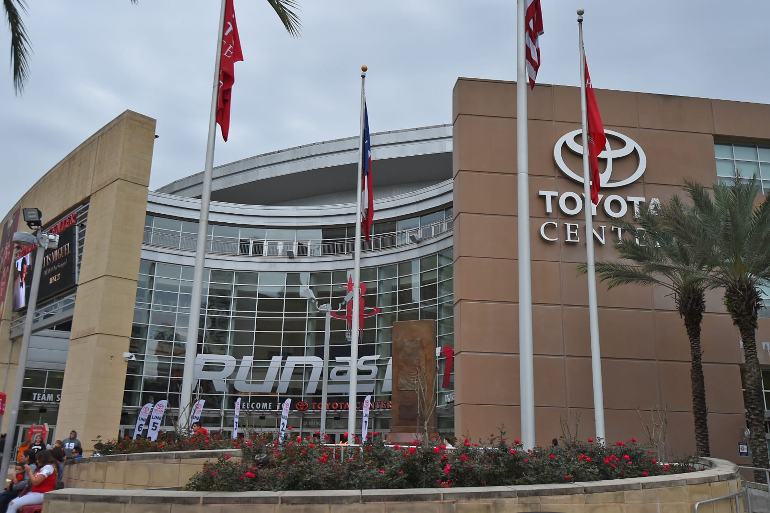 HOUSTON, TX - MARCH 15: An exterior shot of Toyota Center before the Phoenix Suns game against the Houston Rockets on March 15, 2019 in Houston, Texas. NOTE TO USER: User expressly acknowledges and agrees that, by downloading and or using this photograph, User is consenting to the terms and conditions of the Getty Images License Agreement. Mandatory Copyright Notice: Copyright 2019 NBAE (Photo by Bill Baptist/NBAE via Getty Images) HOUSTON, TX - MARCH 15: An exterior shot of Toyota Center before the Phoenix Suns game against the Houston Rockets on March 15, 2019 in Houston, Texas. NOTE TO USER: User expressly acknowledges and agrees that, by downloading and or using this photograph, User is consenting to the terms and conditions of the Getty Images License Agreement. Mandatory Copyright Notice: Copyright 2019 NBAE (Photo by Bill Baptist/NBAE via Getty Images)