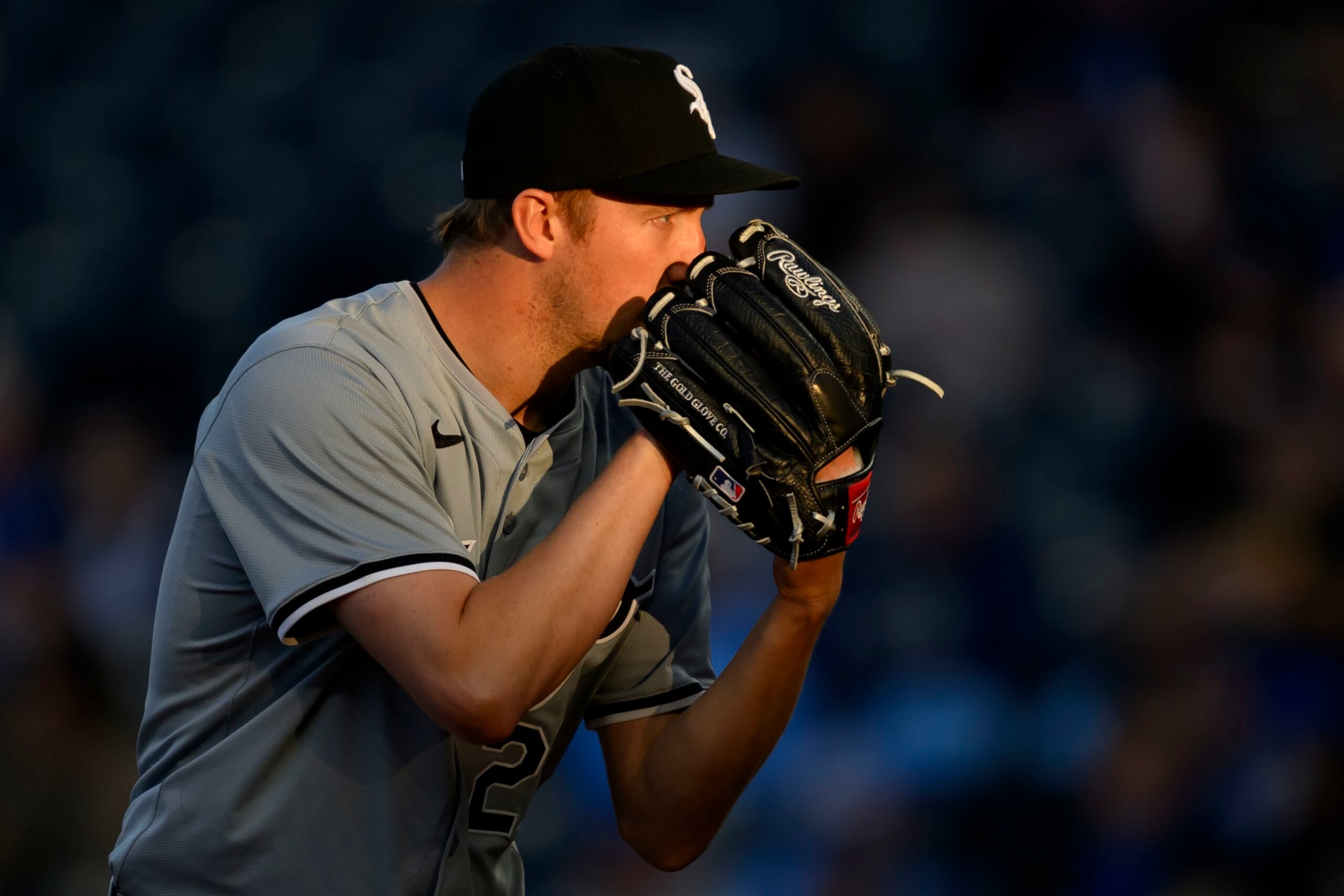 KANSAS CITY, MISSOURI - APRIL 5: Erick Fedde #20 of the Chicago White Sox prepares to deliver a pitch to a Kansas City Royals batter during the second inning at Kauffman Stadium on April 5, 2024 in Kansas City, Missouri. (Photo by Reed Hoffmann/Getty Images) KANSAS CITY, MISSOURI - APRIL 5: Erick Fedde #20 of the Chicago White Sox prepares to deliver a pitch to a Kansas City Royals batter during the second inning at Kauffman Stadium on April 5, 2024 in Kansas City, Missouri. (Photo by Reed Hoffmann/Getty Images)