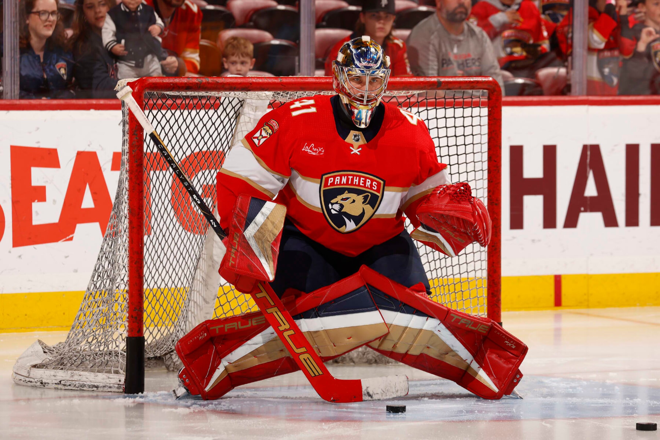 SUNRISE, FLORIDA - APRIL 9: Goaltender Anthony Stolarz #41 of the Florida Panthers warms up in the net prior to the start of the game against the Ottawa Senators at the Amerant Bank Arena on April 9, 2024 in Sunrise, Florida. (Photo by Eliot J. Schechter/NHLI via Getty Images) SUNRISE, FLORIDA - APRIL 9: Goaltender Anthony Stolarz #41 of the Florida Panthers warms up in the net prior to the start of the game against the Ottawa Senators at the Amerant Bank Arena on April 9, 2024 in Sunrise, Florida. (Photo by Eliot J. Schechter/NHLI via Getty Images)