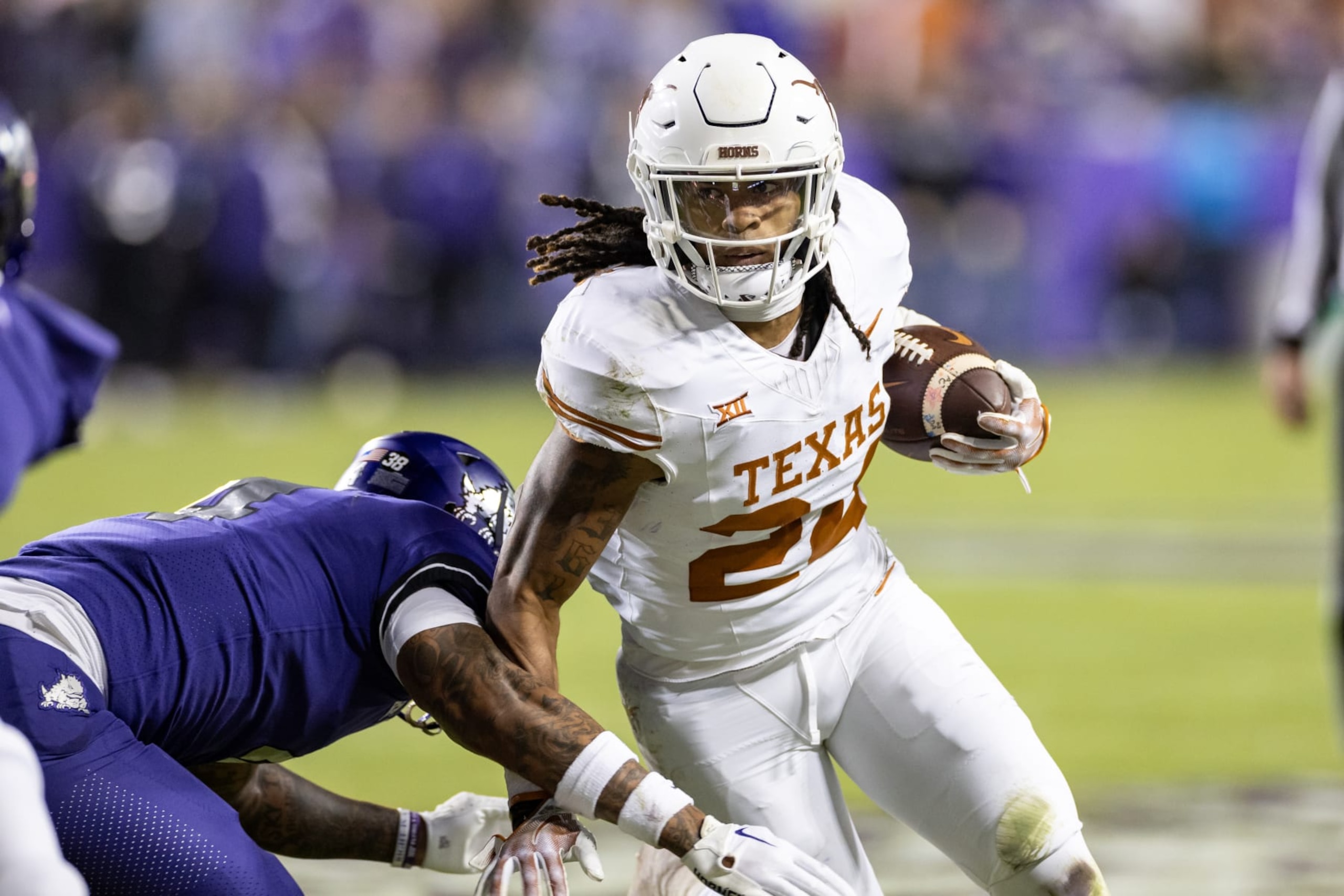 FORT WORTH, TX - NOVEMBER 11: Texas Longhorns running back Jonathon Brooks (#24) runs up field during the college football game between the Texas Longhorns and TCU Horned Frogs on November 11, 2023 at Amon G. Carter Stadium in Fort Worth, TX. (Photo by Matthew Visinsky/Icon Sportswire via Getty Images) FORT WORTH, TX - NOVEMBER 11: Texas Longhorns running back Jonathon Brooks (#24) runs up field during the college football game between the Texas Longhorns and TCU Horned Frogs on November 11, 2023 at Amon G. Carter Stadium in Fort Worth, TX. (Photo by Matthew Visinsky/Icon Sportswire via Getty Images)