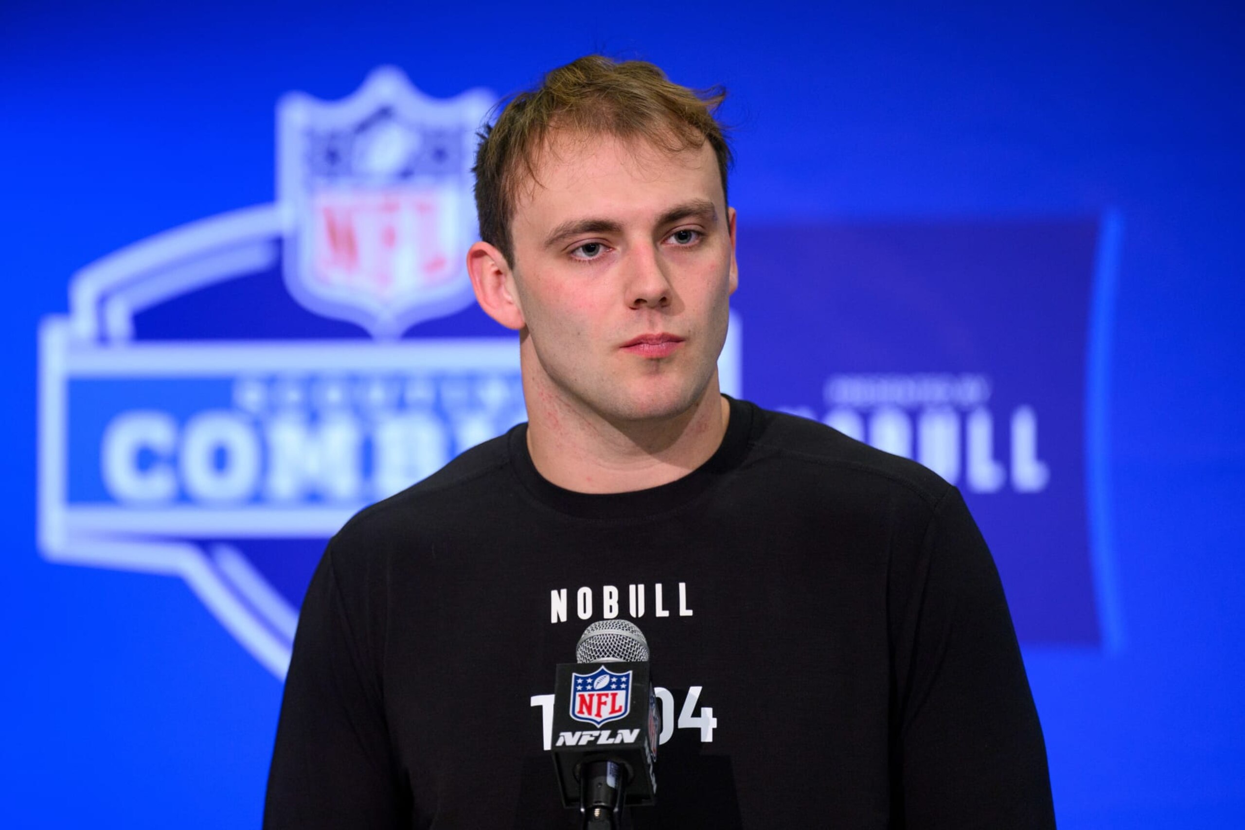 INDIANAPOLIS, IN - FEBRUARY 29: Georgia tight end Brock Bowers answers questions from the media during the NFL Scouting Combine on February 29, 2024, at the Indiana Convention Center in Indianapolis, IN. (Photo by Zach Bolinger/Icon Sportswire via Getty Images) INDIANAPOLIS, IN - FEBRUARY 29: Georgia tight end Brock Bowers answers questions from the media during the NFL Scouting Combine on February 29, 2024, at the Indiana Convention Center in Indianapolis, IN. (Photo by Zach Bolinger/Icon Sportswire via Getty Images)