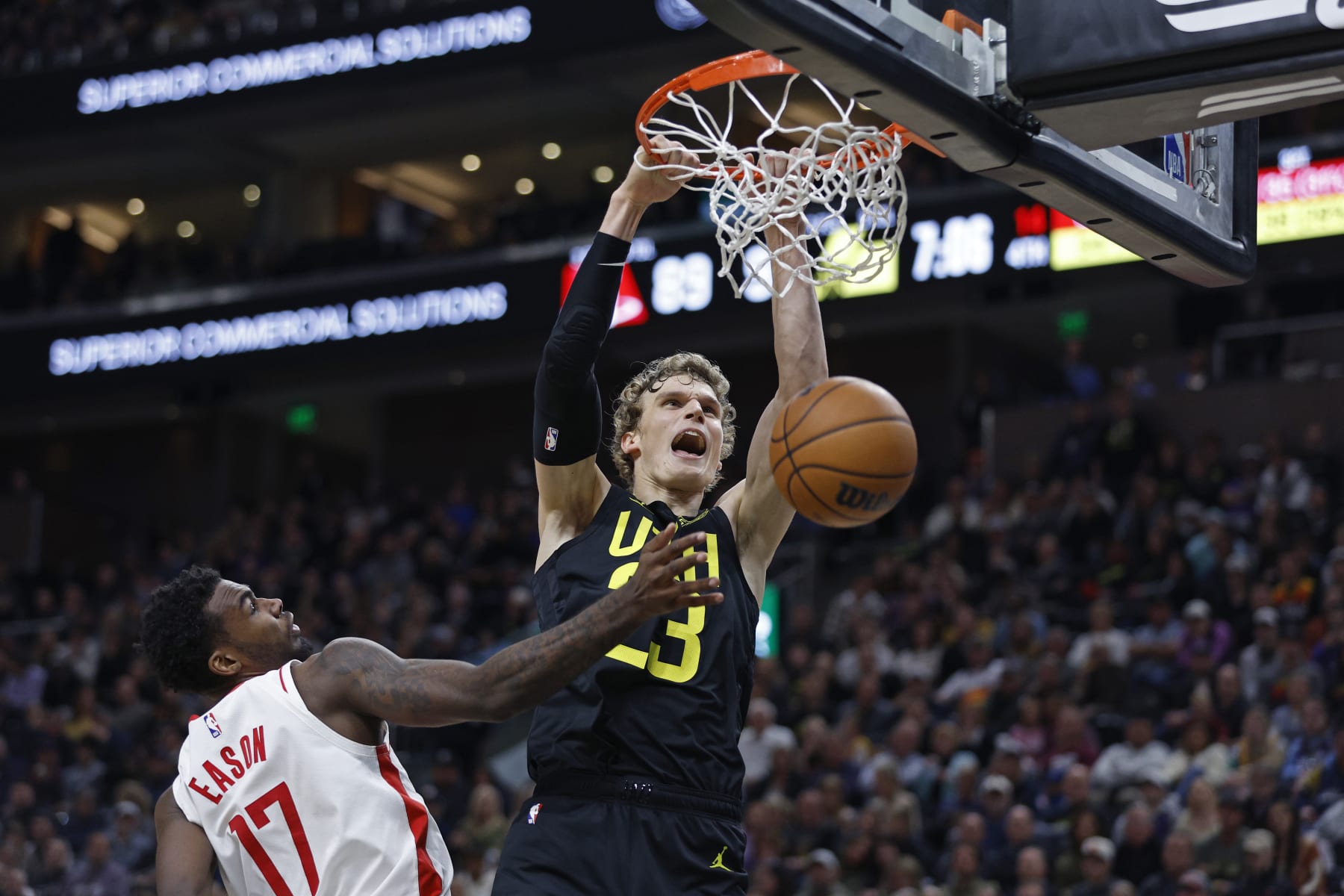 SALT LAKE CITY, UT - OCTOBER 26: Lauri Markkanen #23 of the Utah Jazz dunks the ball against the Houston Rockets on October 26, 2022 at vivint.SmartHome Arena in Salt Lake City, Utah. NOTE TO USER: User expressly acknowledges and agrees that, by downloading and or using this Photograph, User is consenting to the terms and conditions of the Getty Images License Agreement. Mandatory Copyright Notice: Copyright 2022 NBAE (Photo by Jeff Swinger/NBAE via Getty Images)