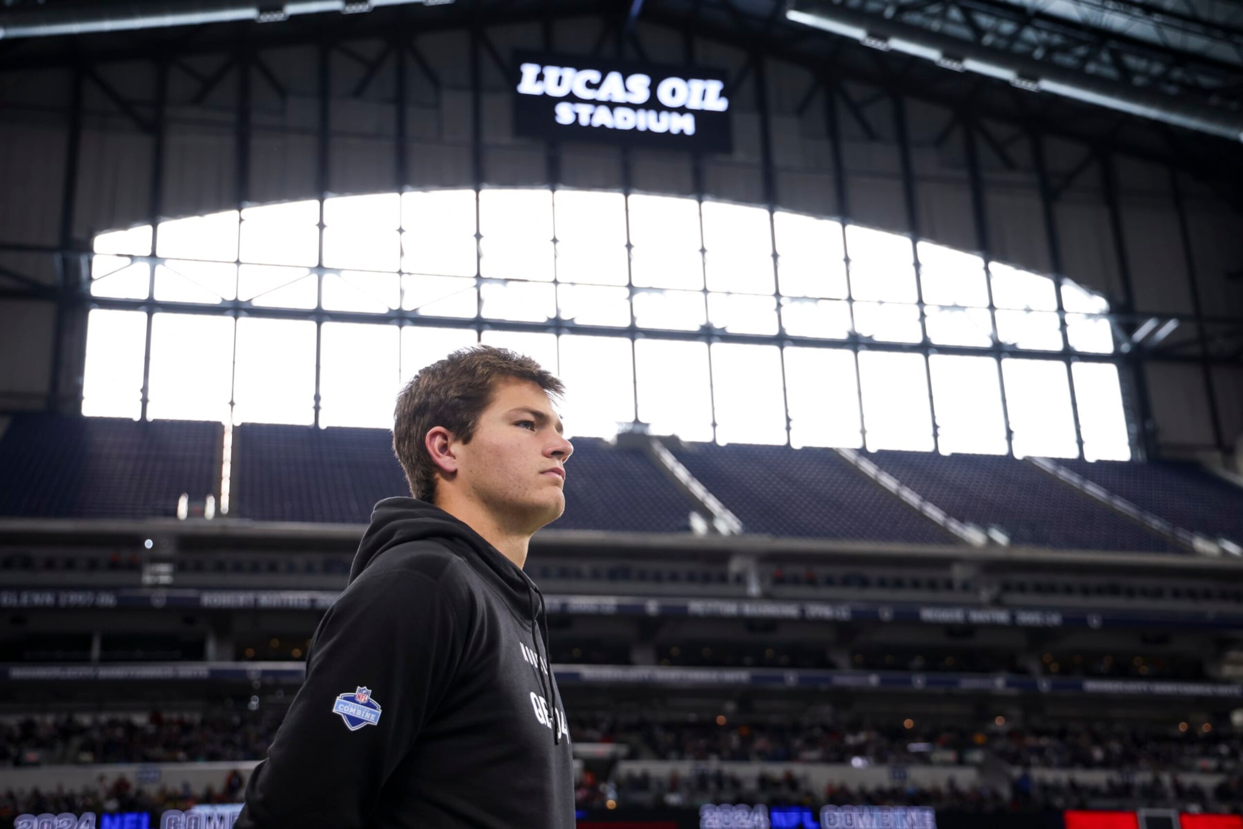 INDIANAPOLIS, INDIANA - MARCH 2: Drake Maye #QB04 of North Carolina watches drills during the NFL Scouting Combine at Lucas Oil Stadium on March 2, 2024 in Indianapolis, Indiana. (Photo by Kara Durrette/Getty Images)