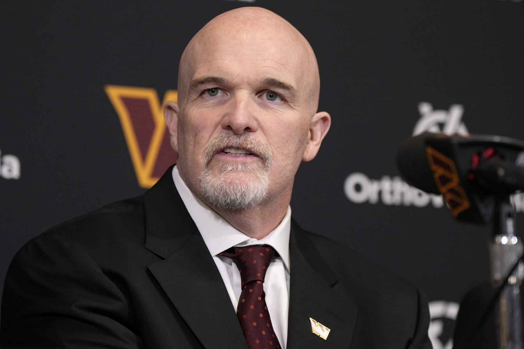New Commanders head coach Dan Quinn