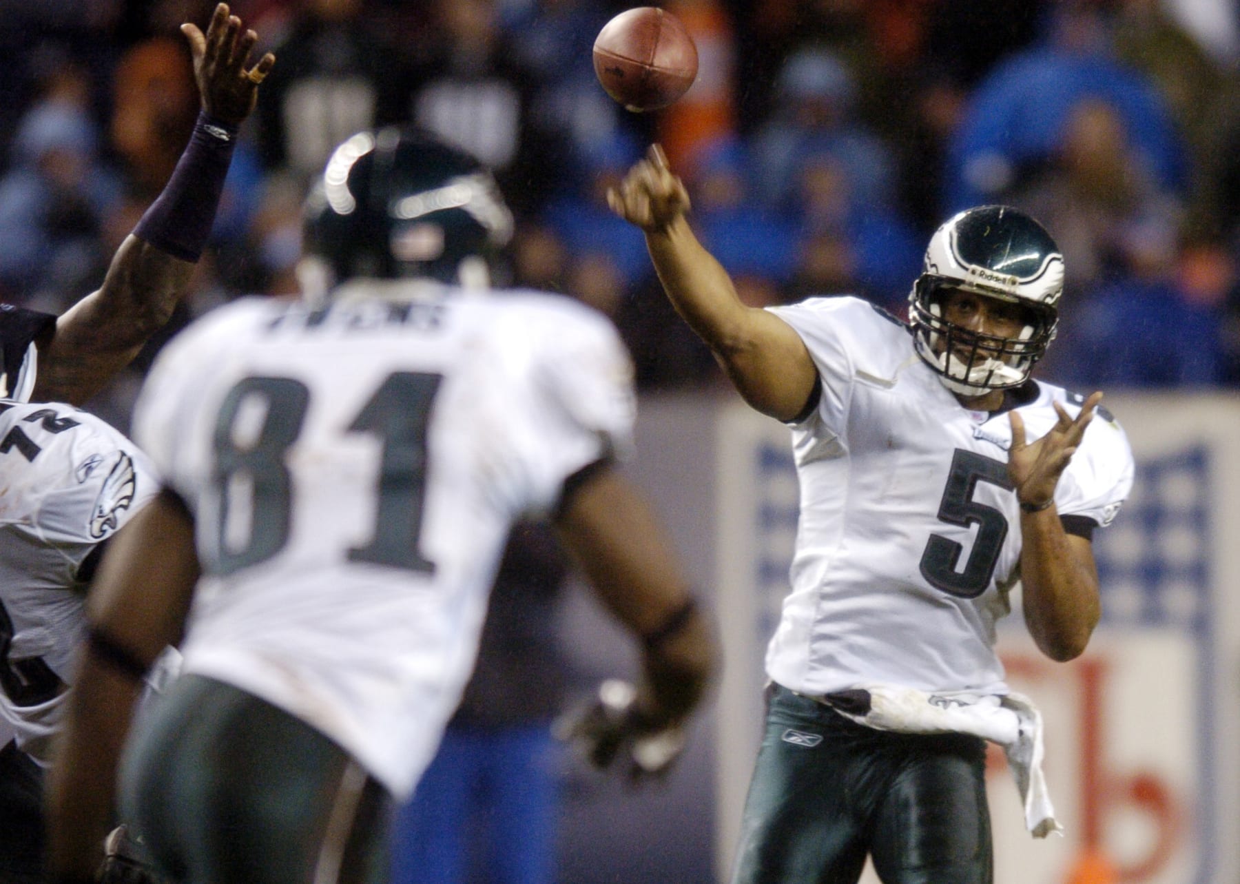 DENVER, CO OCTOBER 30, 2005 - Philadelfia Eagles Donovan McNabb throws the ball to Terrell Owens in the 4th quater of the game against Denver Broncos at Invesco Field Mile high on Sunday. Denver own 49-21. (DENVER POST PHOTO BY HYOUNG CHANG )  (Photo By Hyoung Chang/The Denver Post via Getty Images)