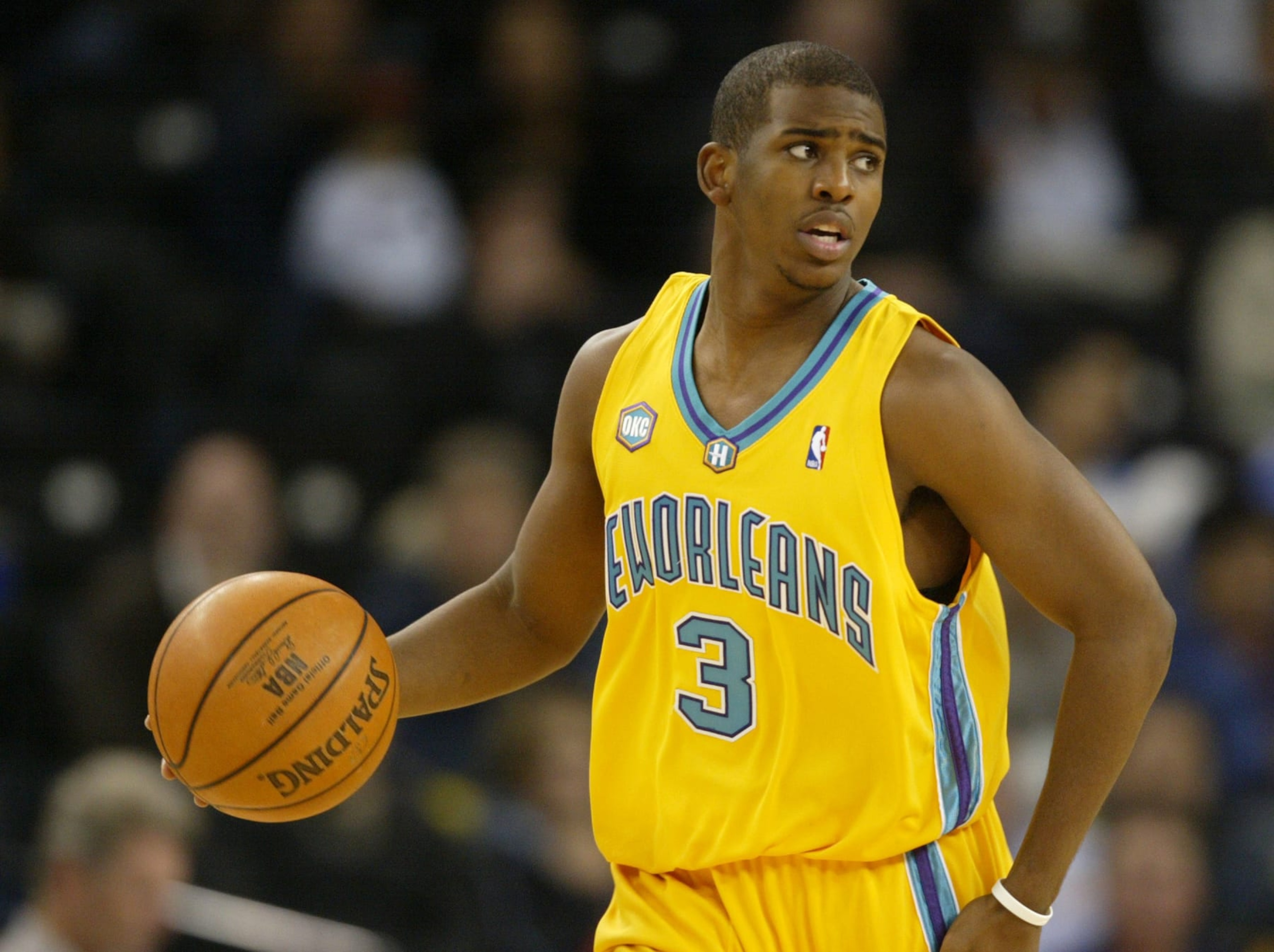 Chris Paul of the Hornets in NBA basketball action against the Warriors at Oakland Arena in Oakland, California. The Golden State Warriors defeated the New Orleans/Oklahoma City Hornets, 99-83. (Photo by Icon SMI/Icon Sport Media via Getty Images)