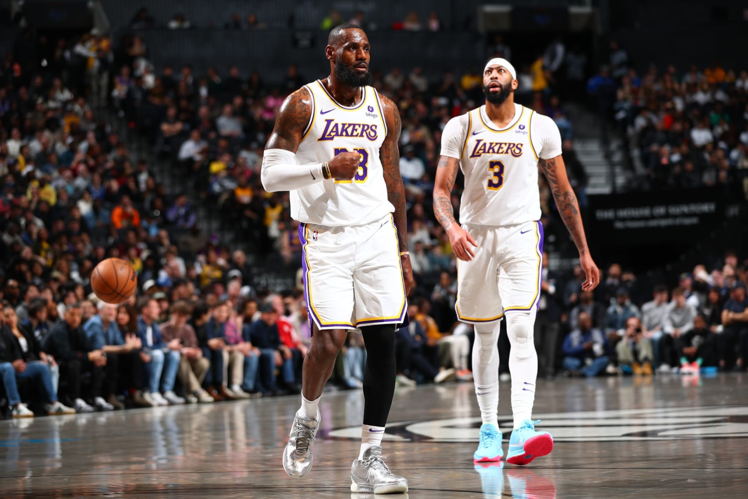 BROOKLYN, NY - MARCH 31: LeBron James #23 of the Los Angeles Lakers looks on during the game on March 31, 2024 at Barclays Center in Brooklyn, New York. NOTE TO USER: User expressly acknowledges and agrees that, by downloading and or using this Photograph, user is consenting to the terms and conditions of the Getty Images License Agreement. Mandatory Copyright Notice: Copyright 2024 NBAE (Photo by David L. Nemec/NBAE via Getty Images) BROOKLYN, NY - MARCH 31: LeBron James #23 of the Los Angeles Lakers looks on during the game on March 31, 2024 at Barclays Center in Brooklyn, New York. NOTE TO USER: User expressly acknowledges and agrees that, by downloading and or using this Photograph, user is consenting to the terms and conditions of the Getty Images License Agreement. Mandatory Copyright Notice: Copyright 2024 NBAE (Photo by David L. Nemec/NBAE via Getty Images)