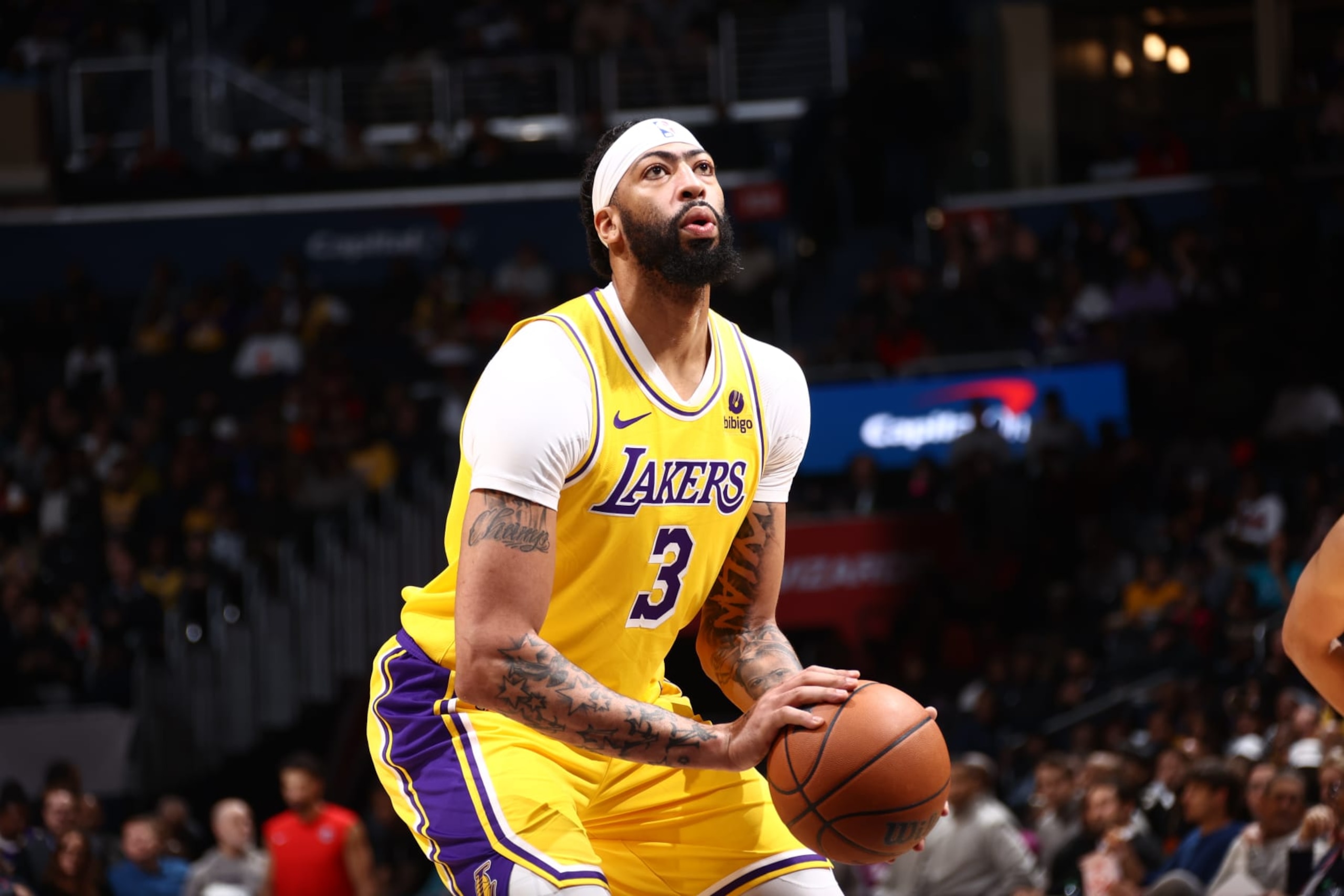 WASHINGTON, DC - APRIL 4: Anthony Davis #3 of the Los Angeles Lakers prepares to shoot a free throw during the game against the Washington Wizards on April 4, 2024 at Capital One Arena in Washington, DC. NOTE TO USER: User expressly acknowledges and agrees that, by downloading and or using this Photograph, user is consenting to the terms and conditions of the Getty Images License Agreement. Mandatory Copyright Notice: Copyright 2024 NBAE (Photo by Kenny Giarla/NBAE via Getty Images) WASHINGTON, DC - APRIL 4: Anthony Davis #3 of the Los Angeles Lakers prepares to shoot a free throw during the game against the Washington Wizards on April 4, 2024 at Capital One Arena in Washington, DC. NOTE TO USER: User expressly acknowledges and agrees that, by downloading and or using this Photograph, user is consenting to the terms and conditions of the Getty Images License Agreement. Mandatory Copyright Notice: Copyright 2024 NBAE (Photo by Kenny Giarla/NBAE via Getty Images)