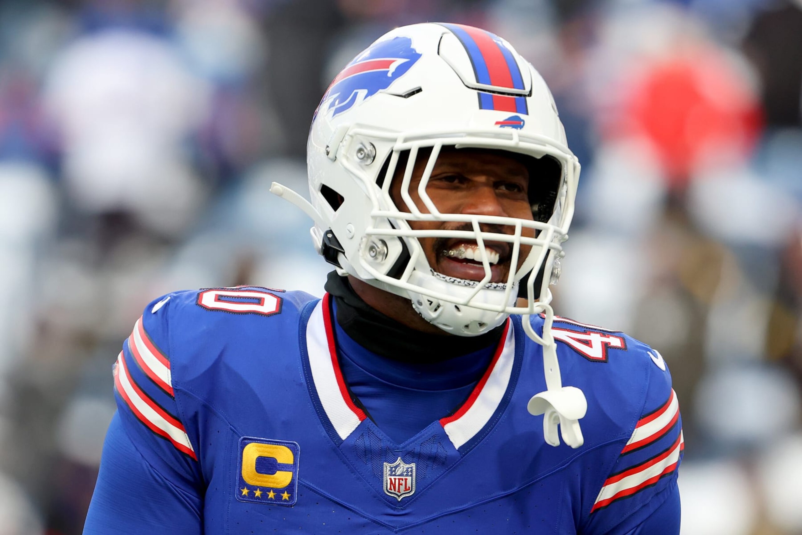 ORCHARD PARK, NEW YORK - JANUARY 15: Von Miller #40 of the Buffalo Bills warms up before the game against the Pittsburgh Steelers at Highmark Stadium on January 15, 2024 in Orchard Park, New York. (Photo by Timothy T Ludwig/Getty Images)