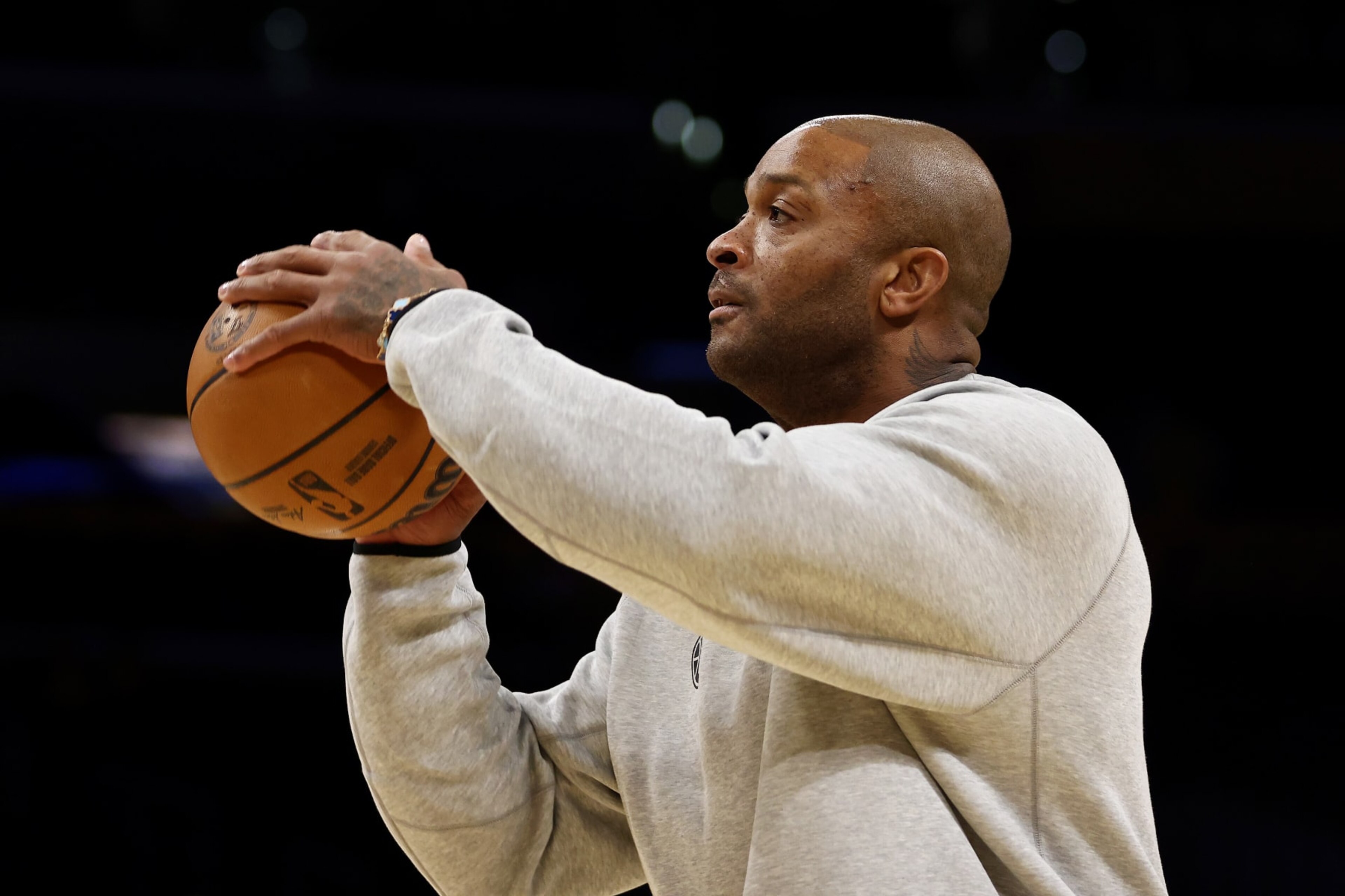 LOS ANGELES, CALIFORNIA - NOVEMBER 01: P.J. Tucker #17 of the Los Angeles Clippers warms up prior to the game against the Los Angeles Lakers at Crypto.com Arena on November 01, 2023 in Los Angeles, California. NOTE TO USER: User expressly acknowledges and agrees that, by downloading and or using this photograph, User is consenting to the terms and conditions of the Getty Images License Agreement. (Photo by Katelyn Mulcahy/Getty Images)