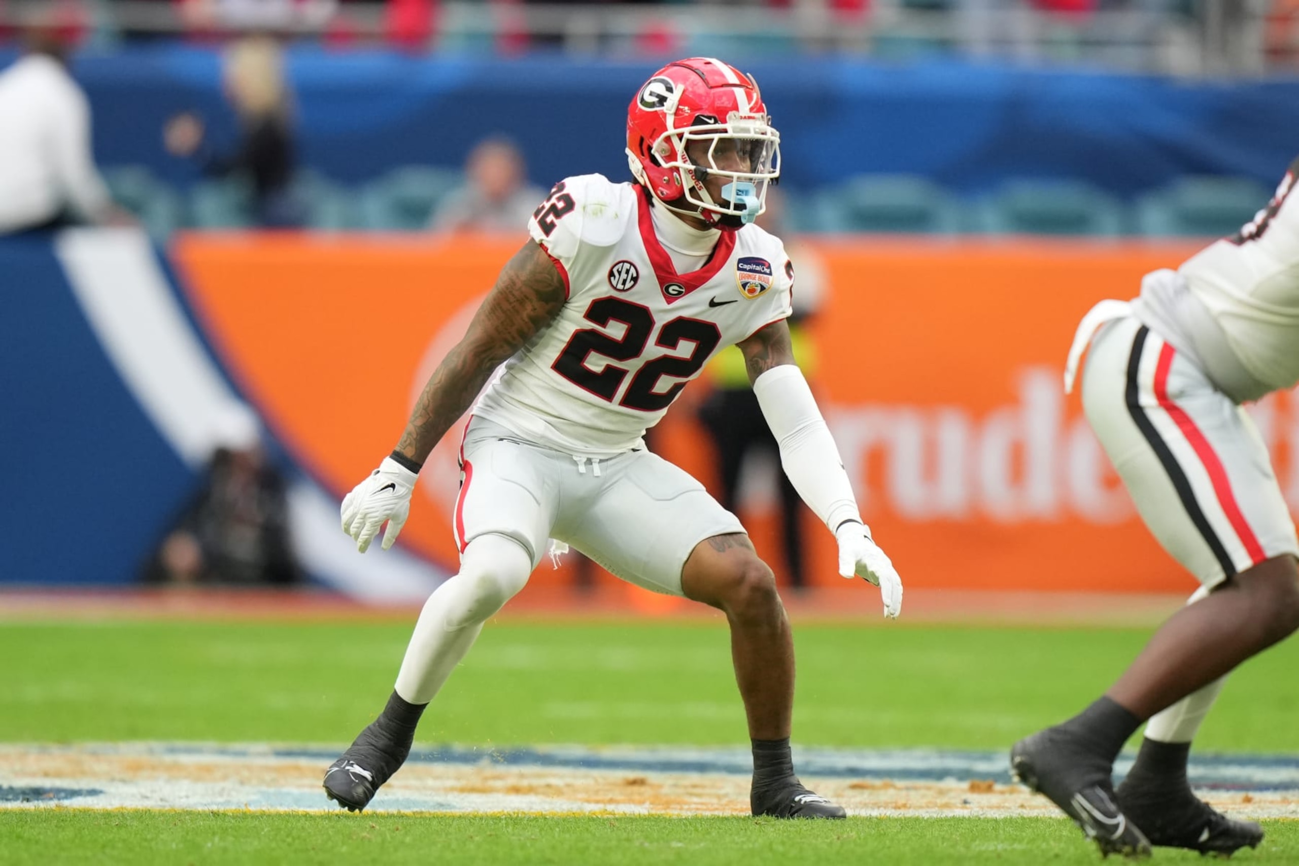 MIAMI GARDENS, FL - DECEMBER 30: Georgia Bulldogs defensive back Javon Bullard (22) defends in the secondary during the Capital One Orange Bowl game between the Georgia Bulldogs and the Florida State Seminoles on Saturday, December 30, 2023 at Hard Rock Stadium, Miami Gardens, Fla. (Photo by Peter Joneleit/Icon Sportswire via Getty Images) MIAMI GARDENS, FL - DECEMBER 30: Georgia Bulldogs defensive back Javon Bullard (22) defends in the secondary during the Capital One Orange Bowl game between the Georgia Bulldogs and the Florida State Seminoles on Saturday, December 30, 2023 at Hard Rock Stadium, Miami Gardens, Fla. (Photo by Peter Joneleit/Icon Sportswire via Getty Images)
